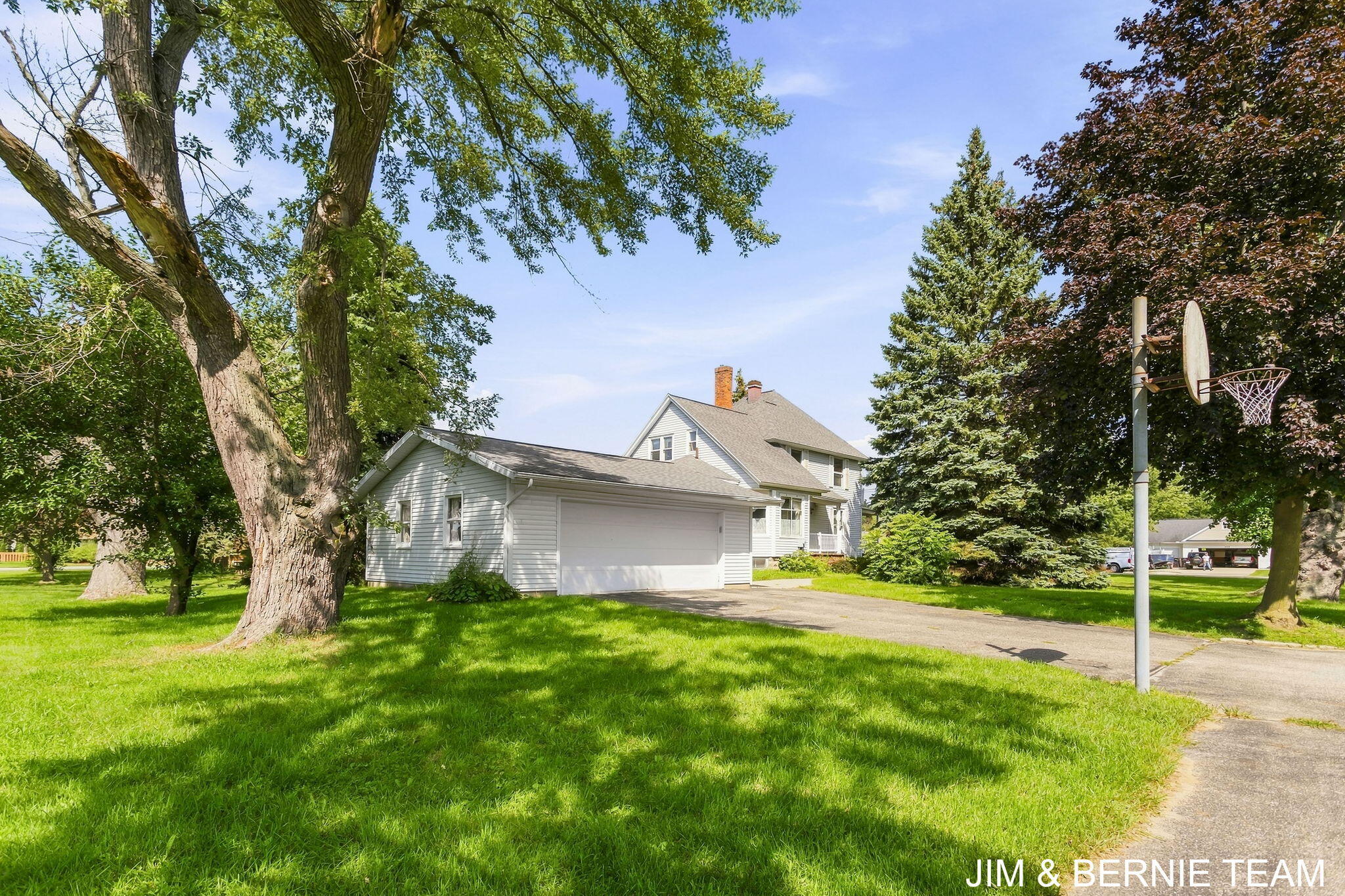 3185 104th Avenue Zeeland MI 49464