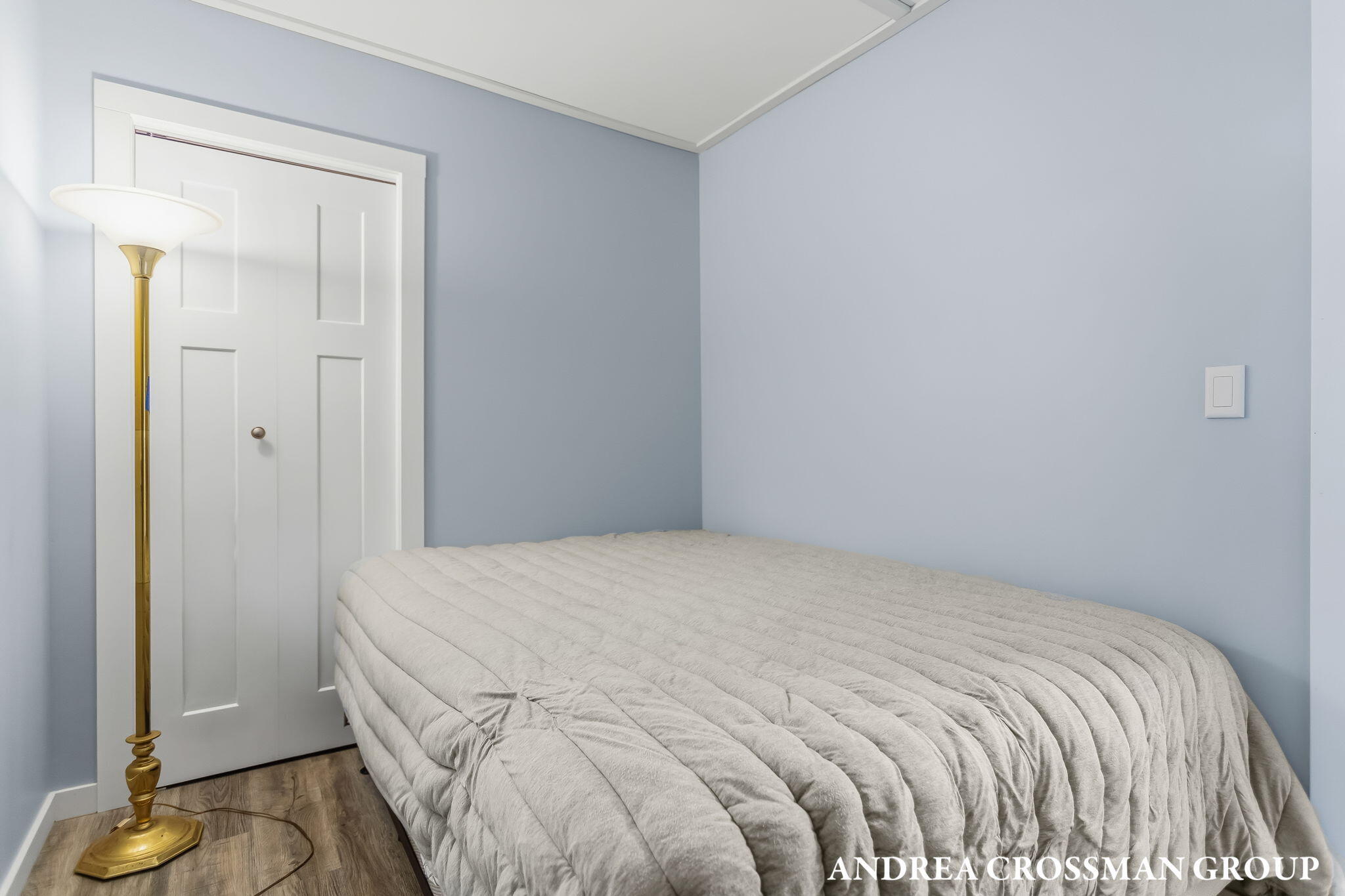 45556 Blue Star Highway Coloma MI 49038