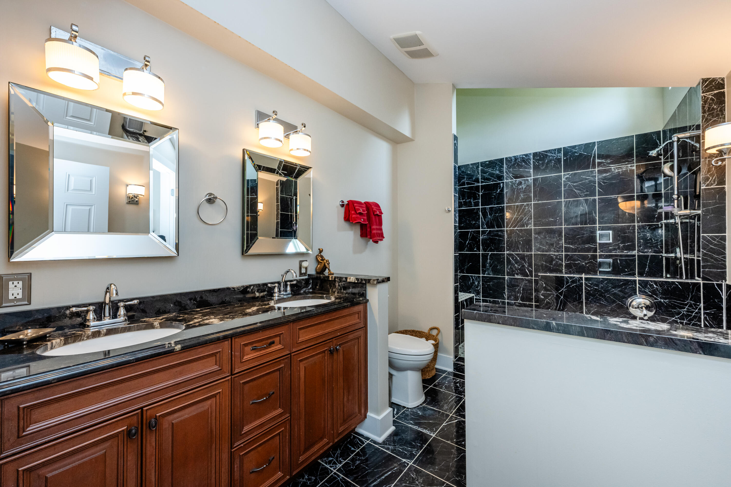 4980 Spring Creek Road Three Oaks MI 49128
