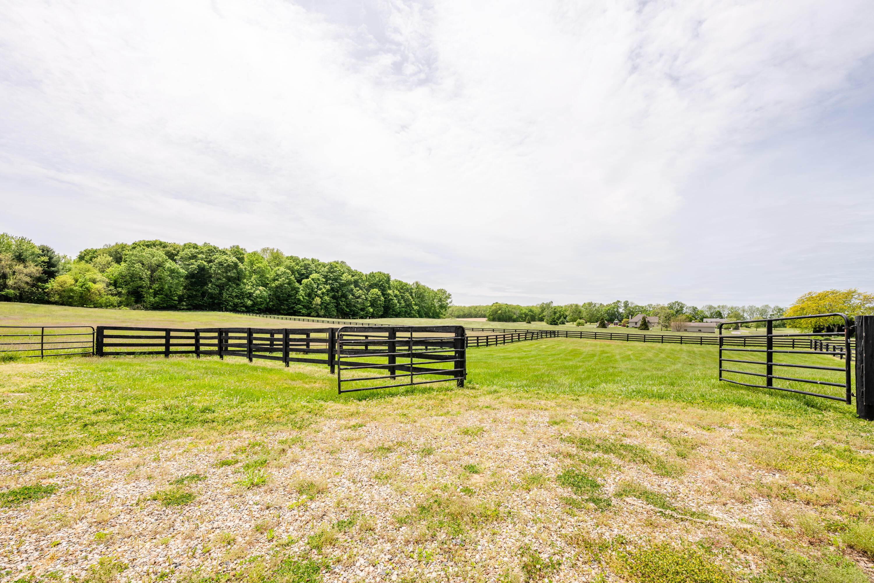 4980 Spring Creek Road Three Oaks MI 49128