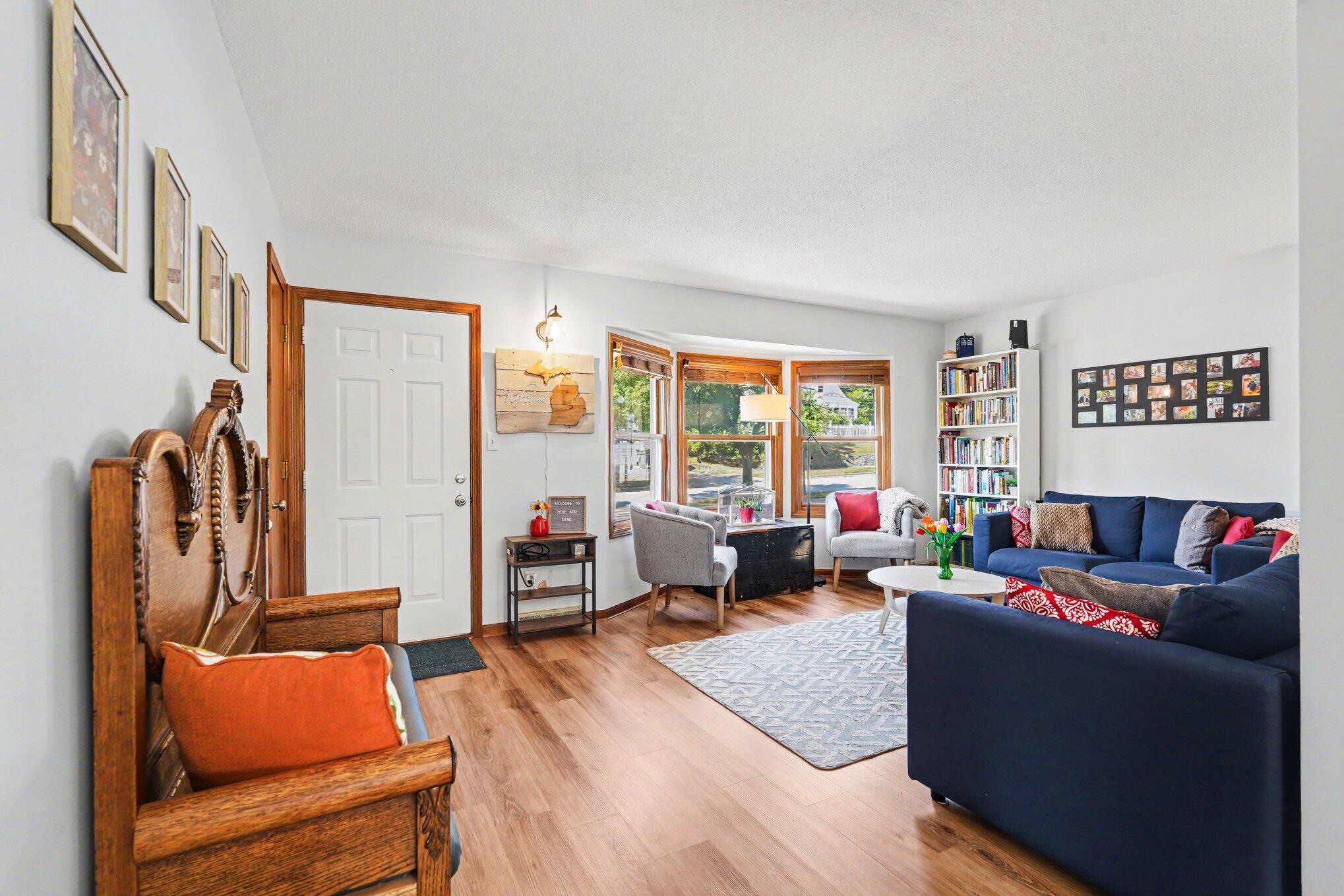 1726 6th Street NW Grand Rapids MI 49504