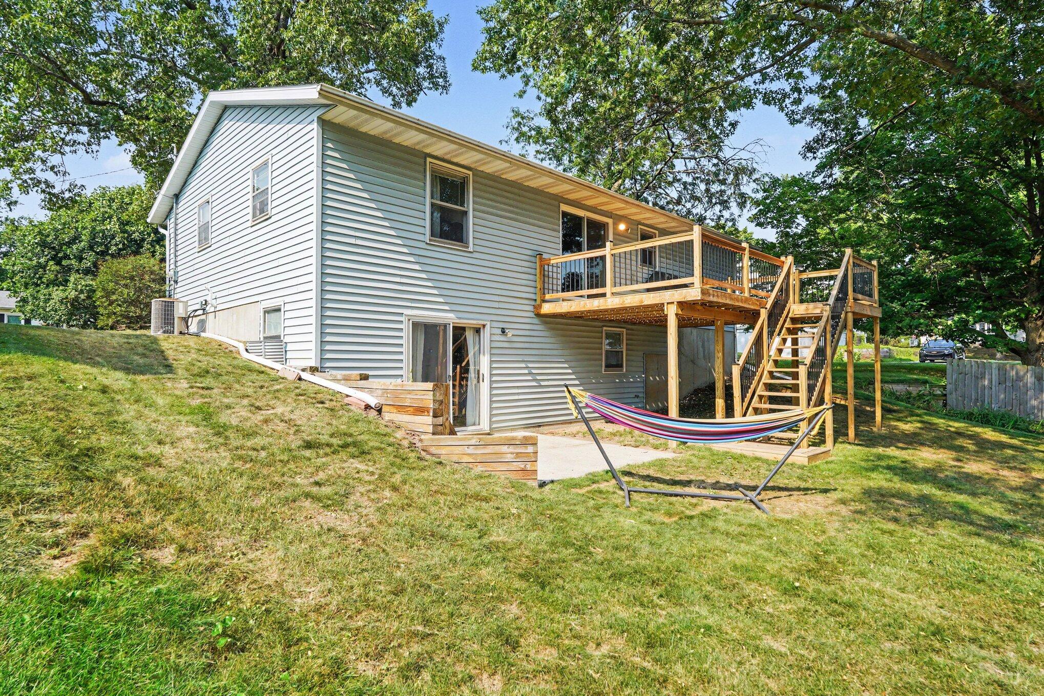 1726 6th Street NW Grand Rapids MI 49504