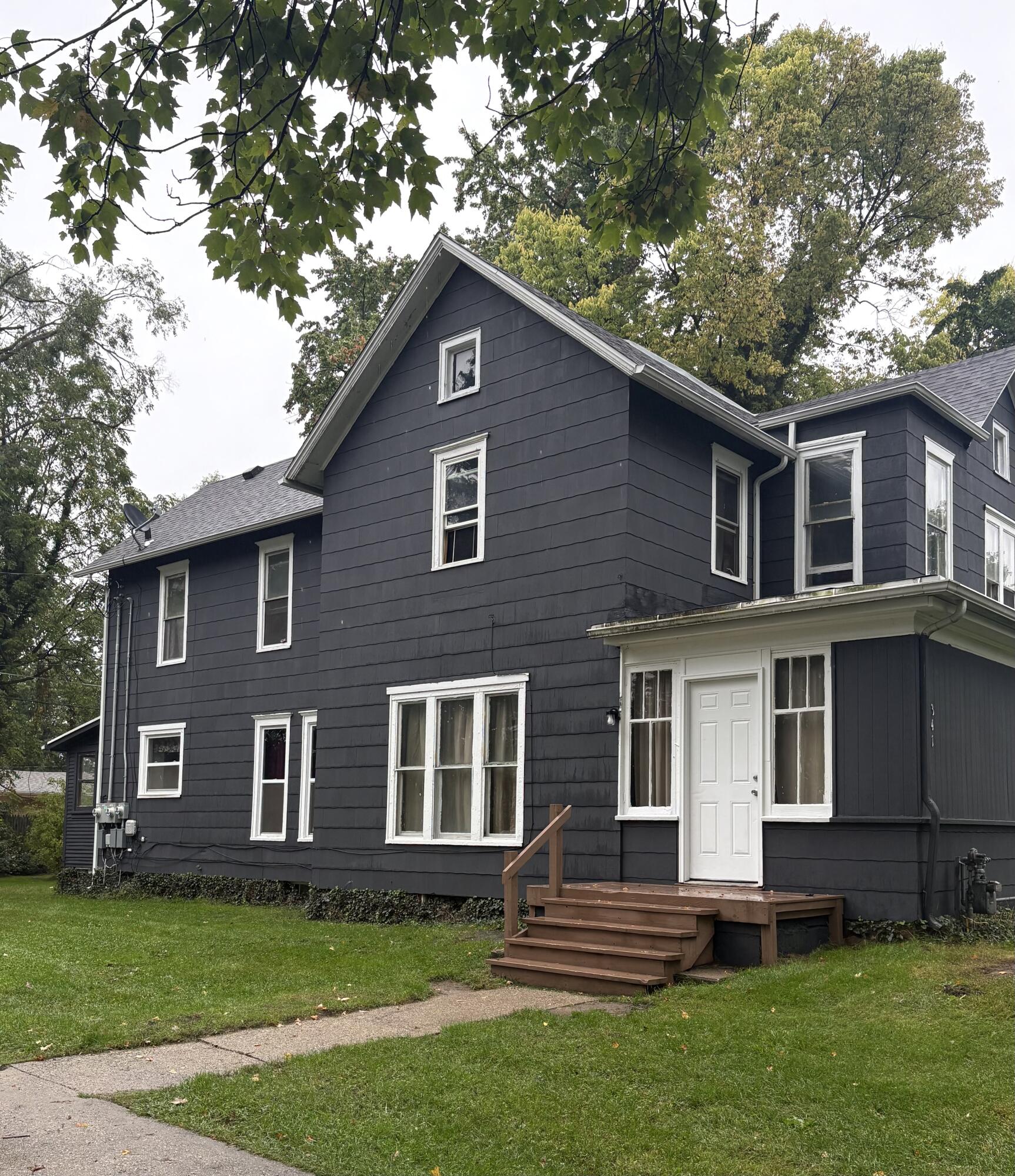 341 E Napier Avenue Benton Harbor MI 49022