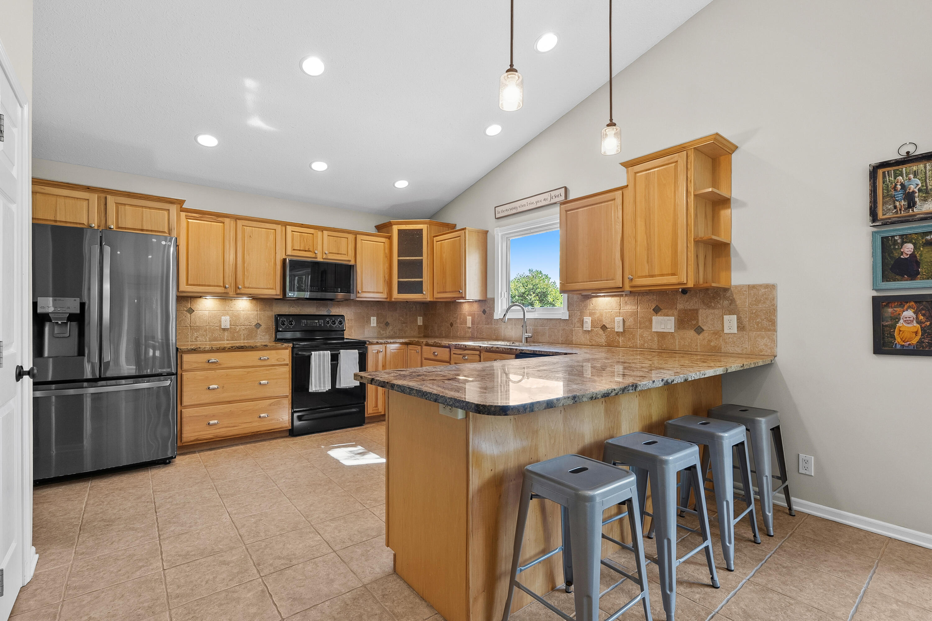 9468 Orangeview Drive Portage MI 49024
