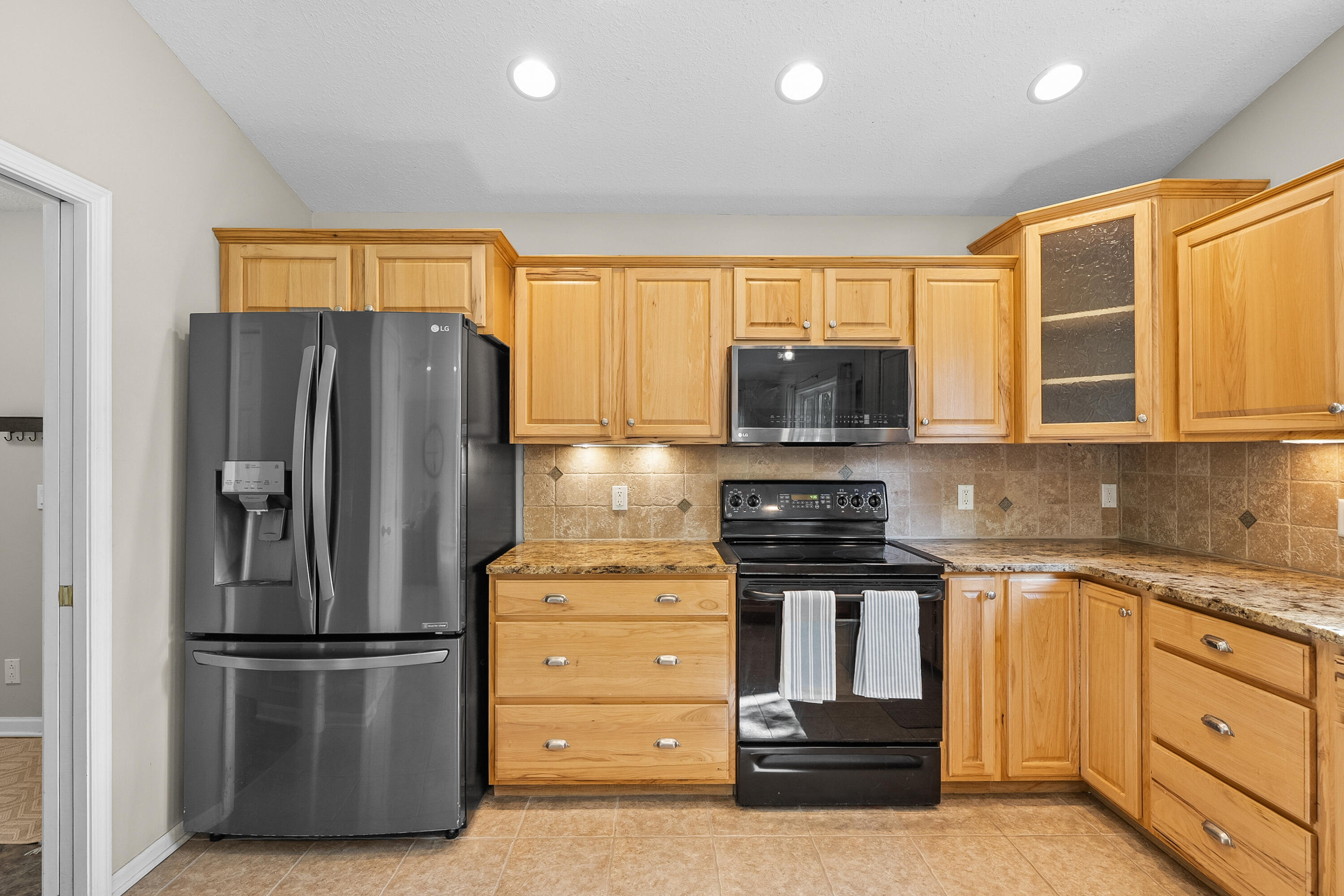 9468 Orangeview Drive Portage MI 49024