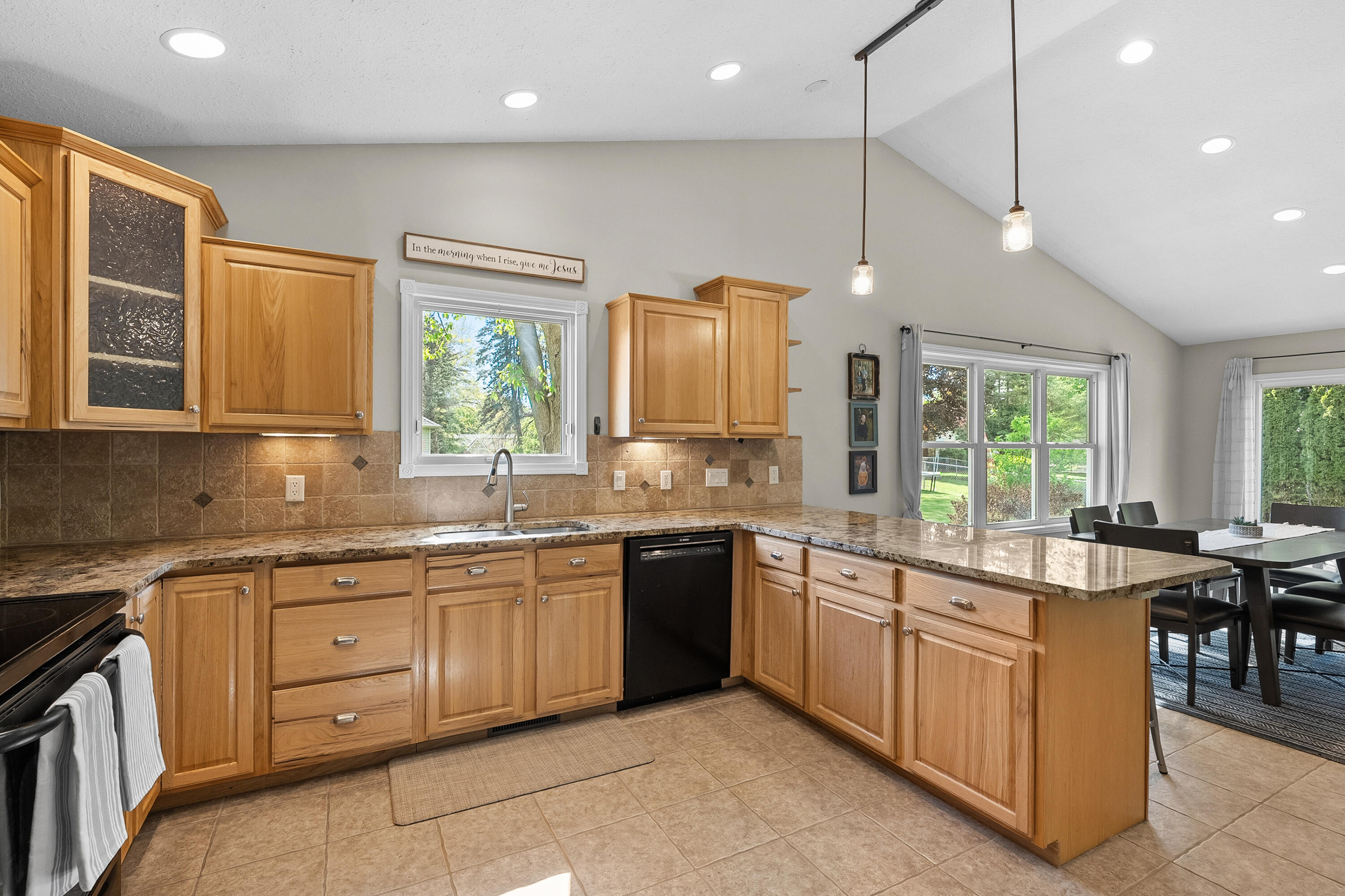 9468 Orangeview Drive Portage MI 49024