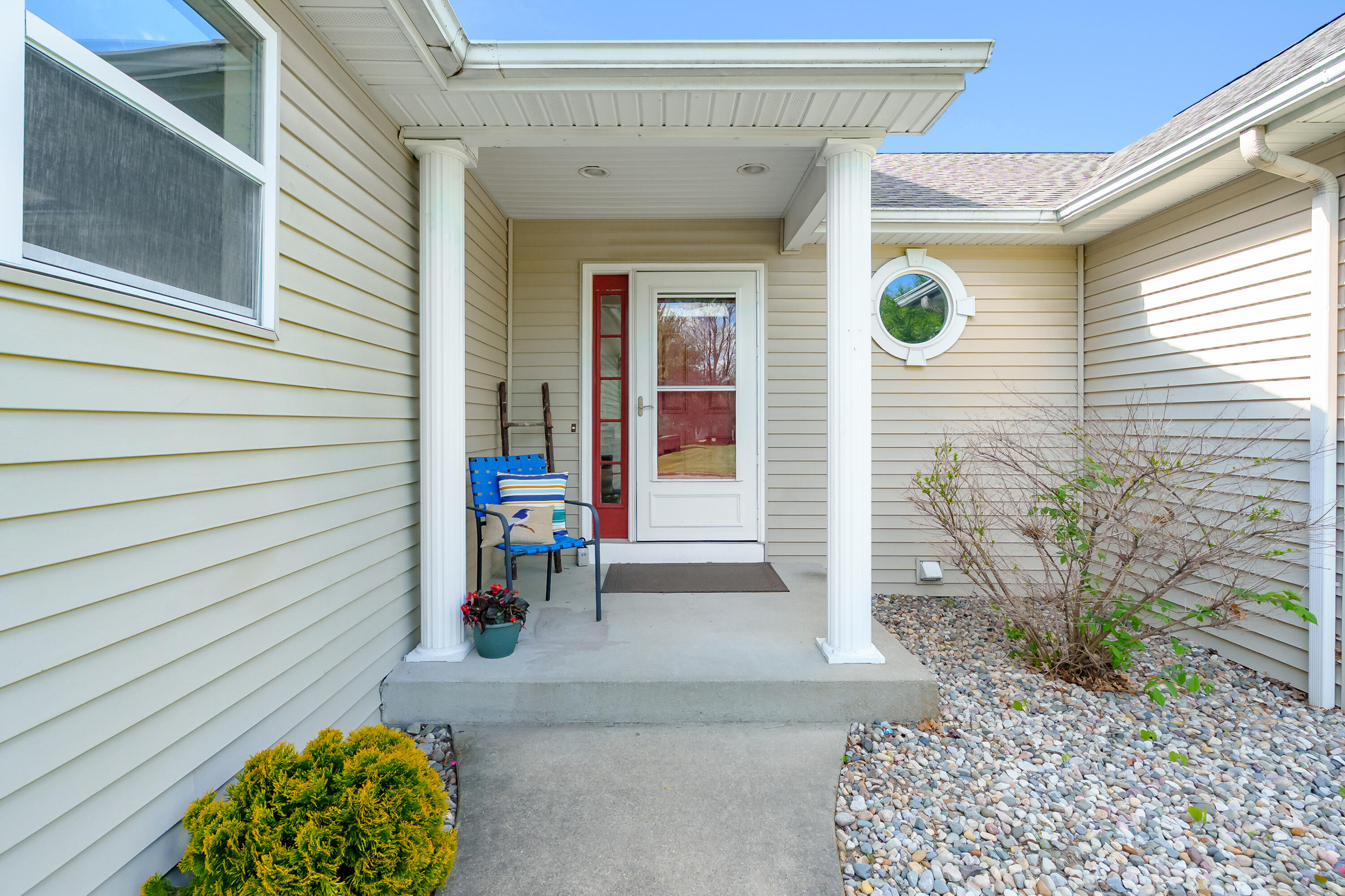 9468 Orangeview Drive Portage MI 49024