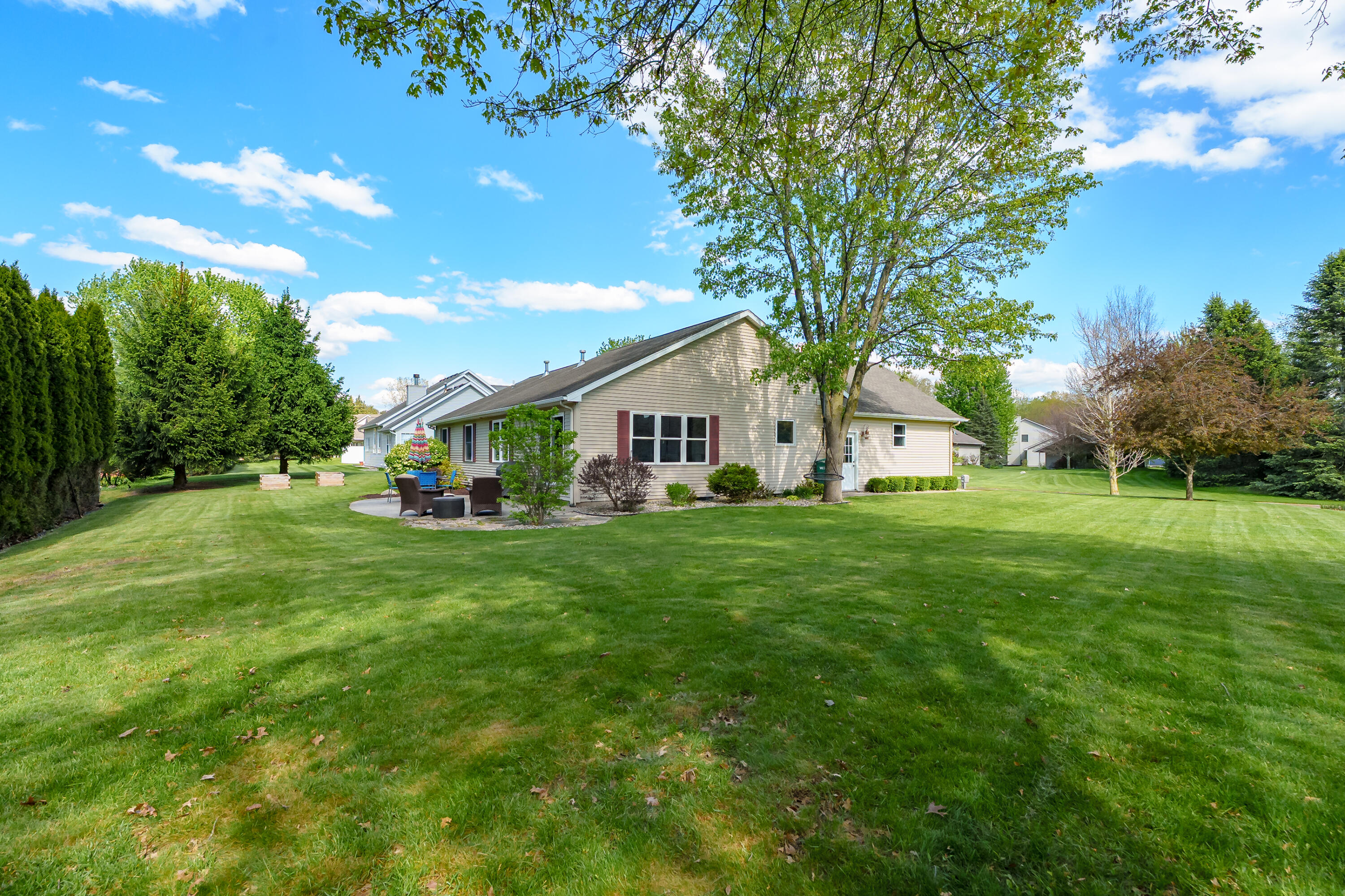 9468 Orangeview Drive Portage MI 49024