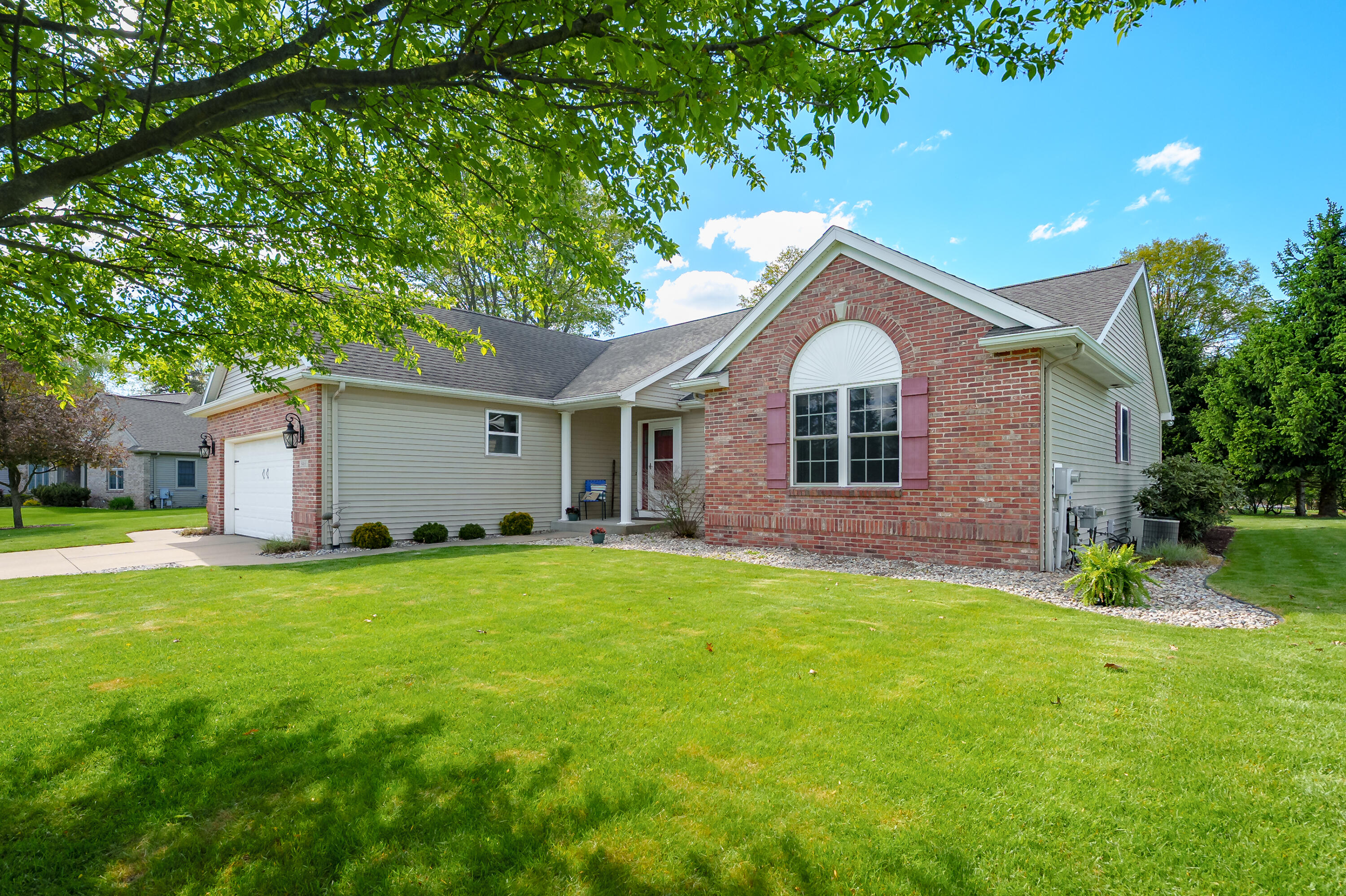 9468 Orangeview Drive Portage MI 49024