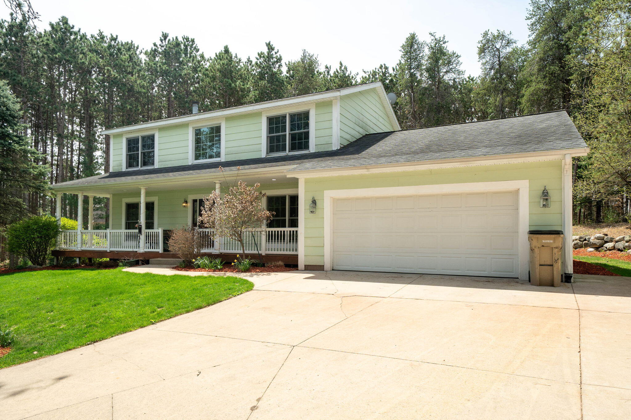 4530 Summit Forest Drive NE Rockford MI 49341