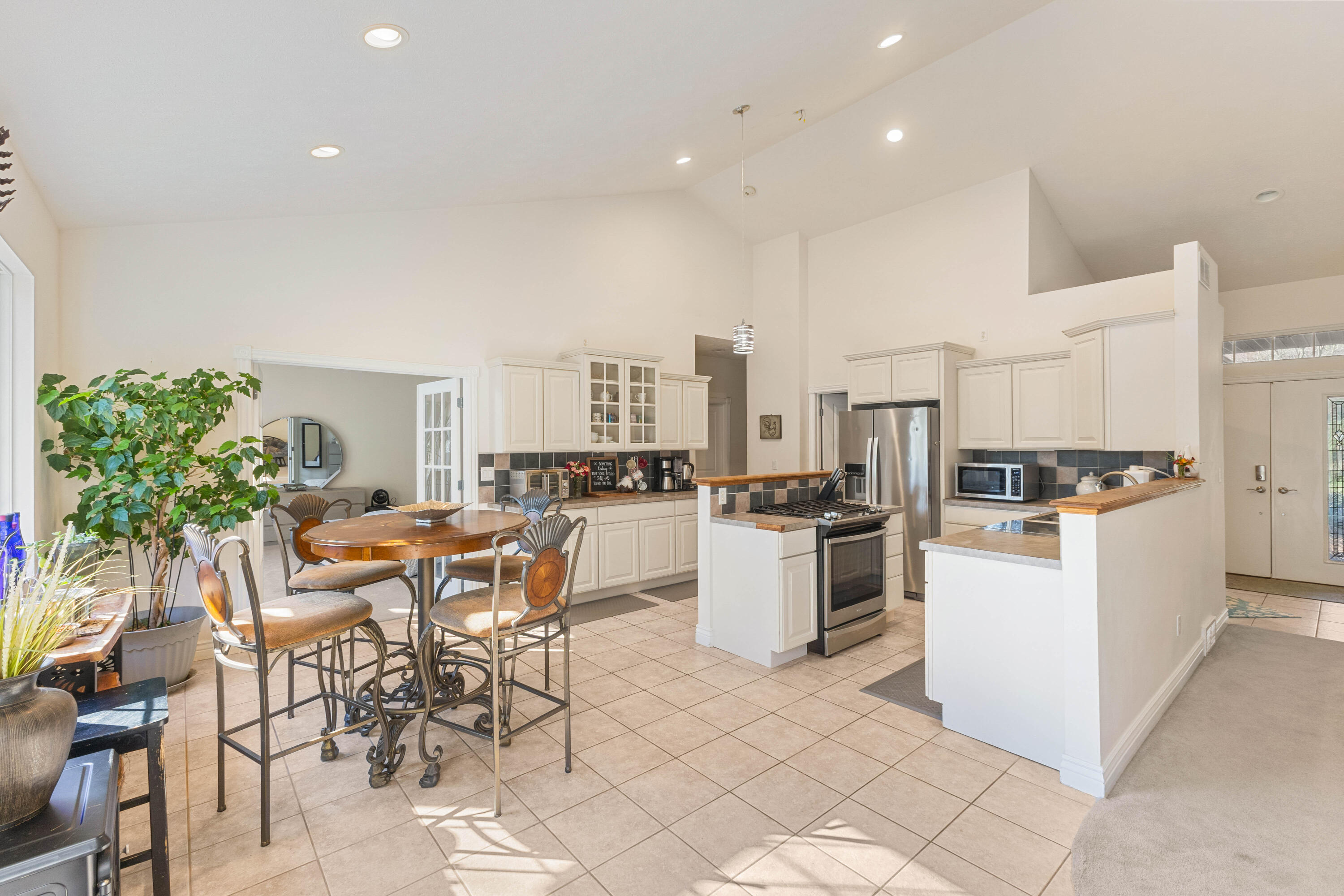 3317 Danglwood Court Muskegon MI 49444