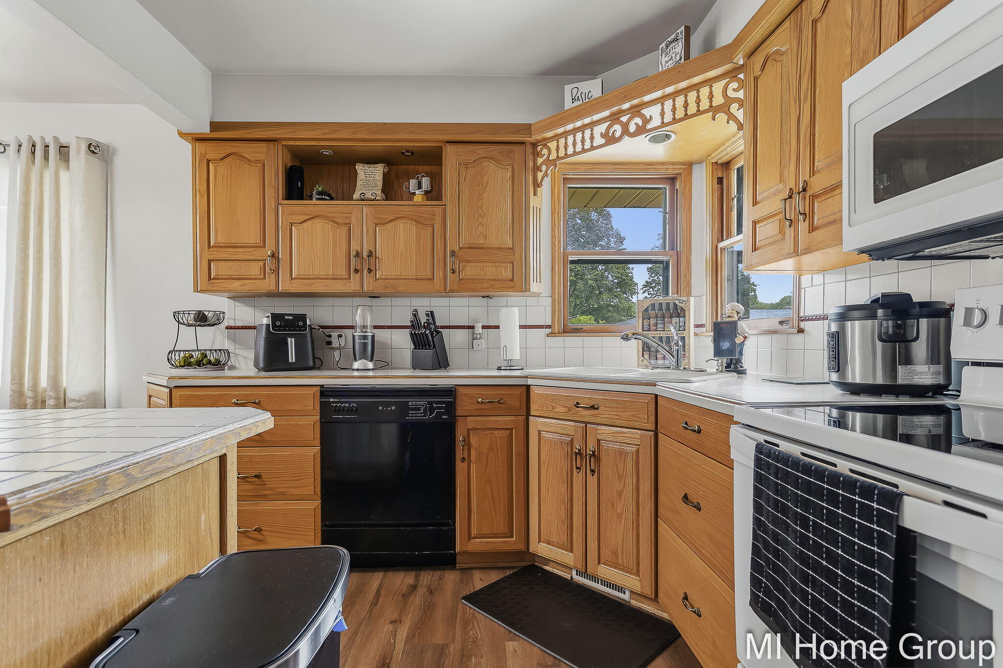 311 W 32nd Street Holland MI 49423