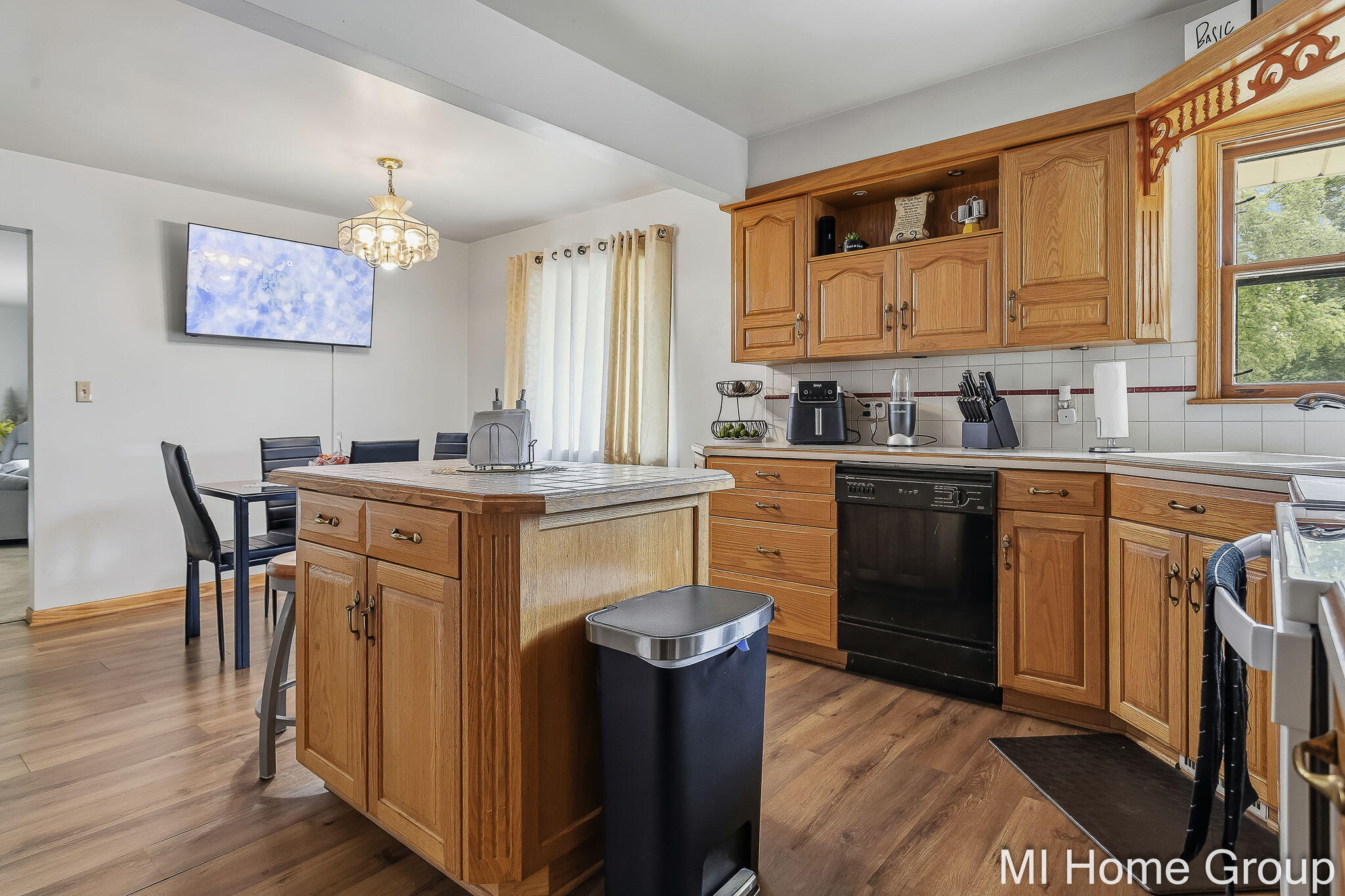 311 W 32nd Street Holland MI 49423