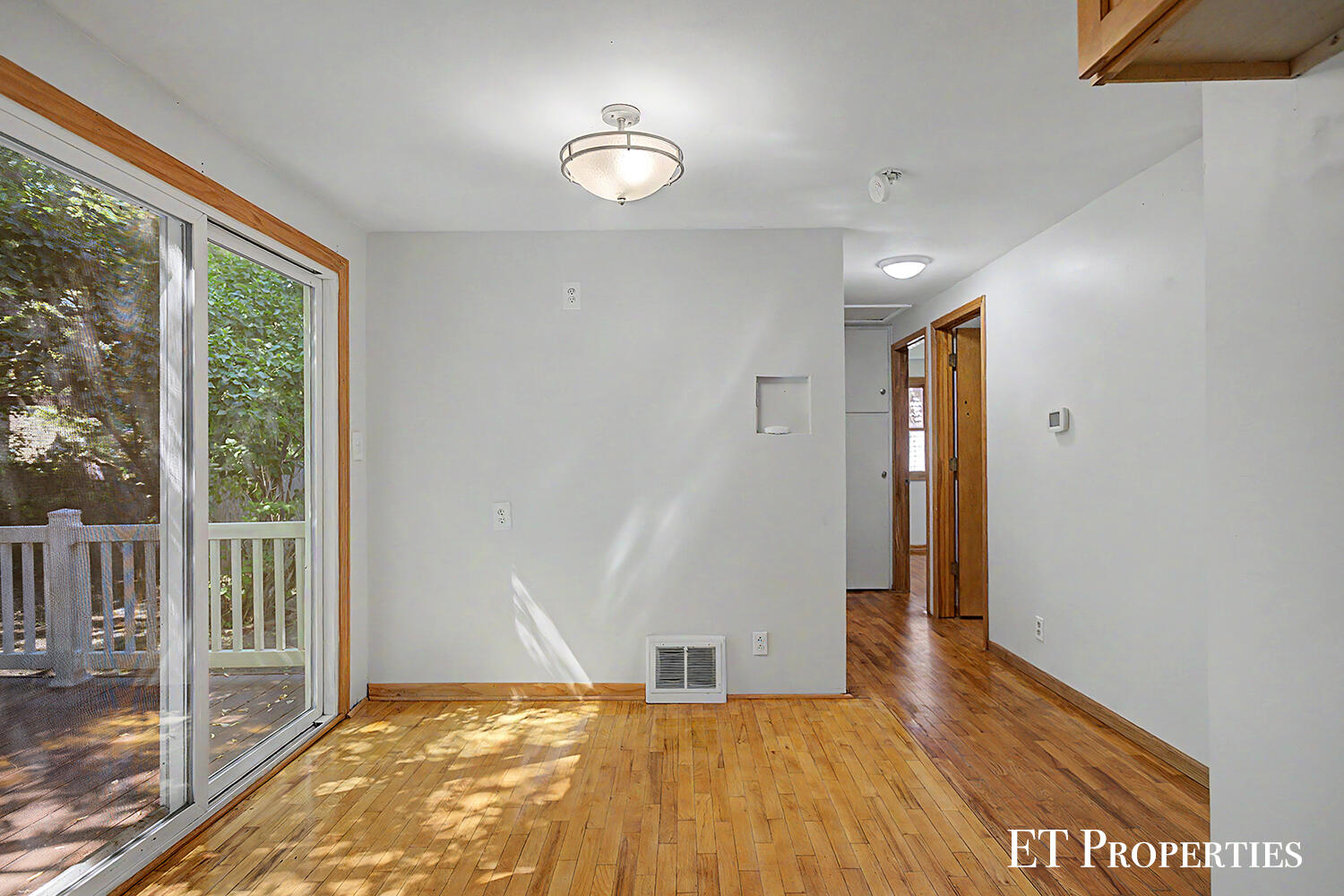 3739 Grape Avenue NE Grand Rapids MI 49525