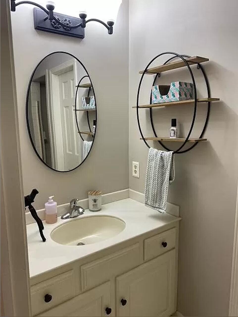 229 Portchester Road Holland MI 49424