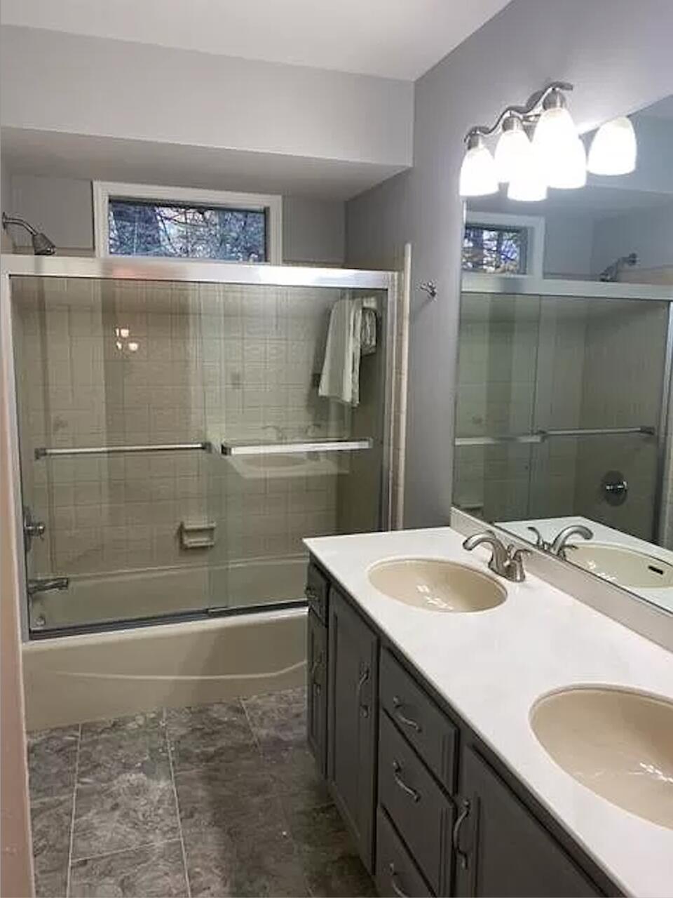 229 Portchester Road Holland MI 49424