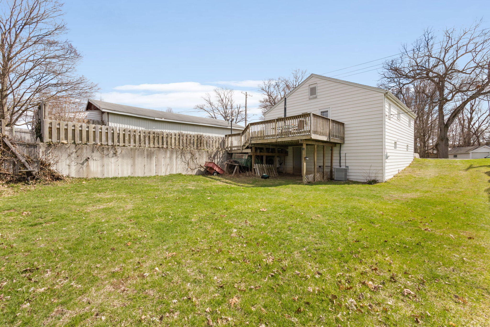 204 Terre Coupe Street Buchanan MI 49107