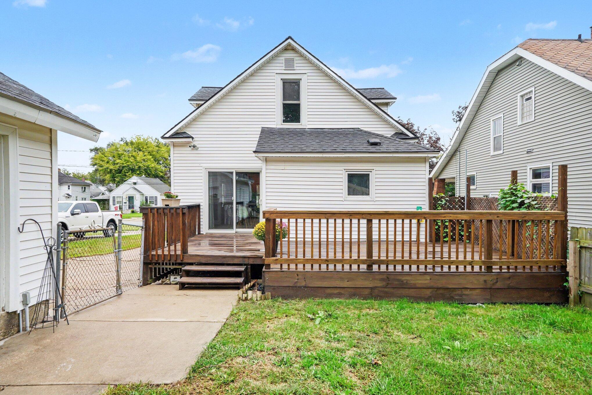 1537 Powers Avenue NW Grand Rapids MI 49504