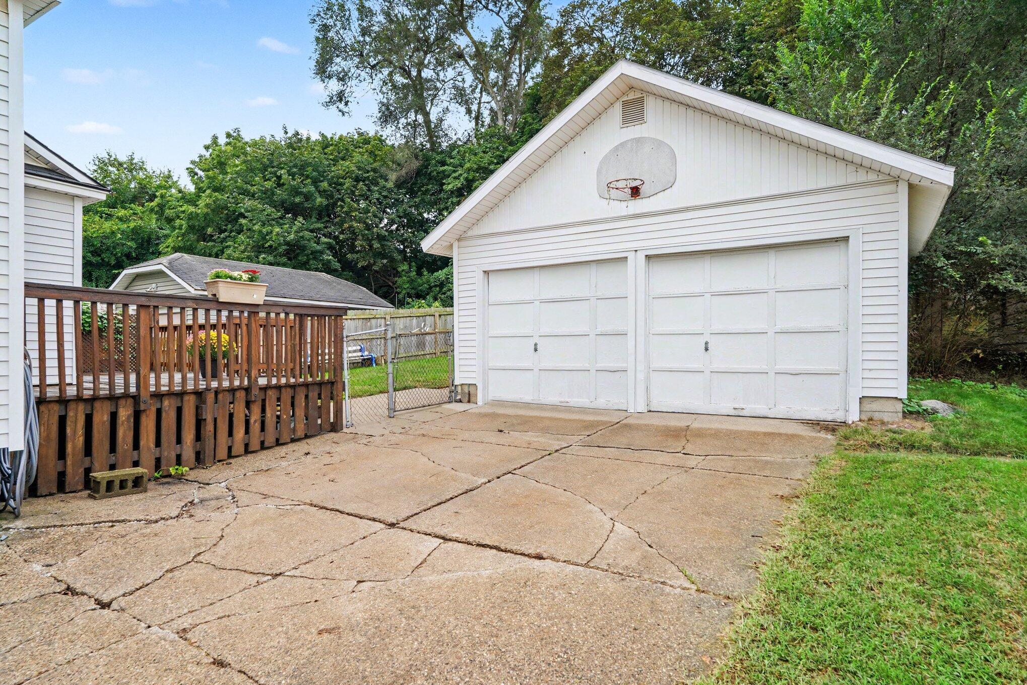 1537 Powers Avenue NW Grand Rapids MI 49504
