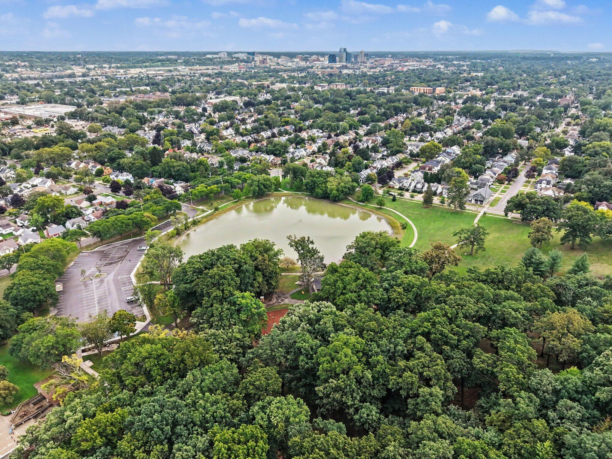 1537 Powers Avenue NW Grand Rapids MI 49504
