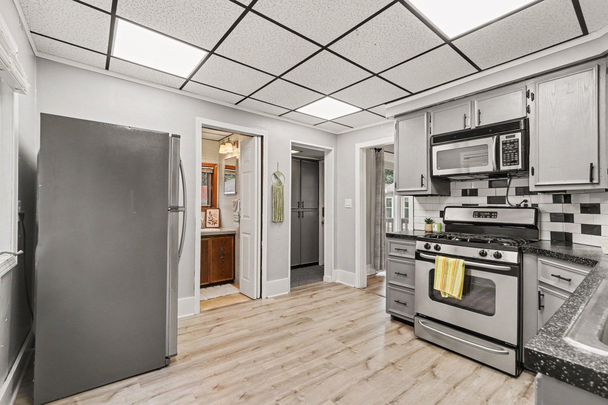 1537 Powers Avenue NW Grand Rapids MI 49504