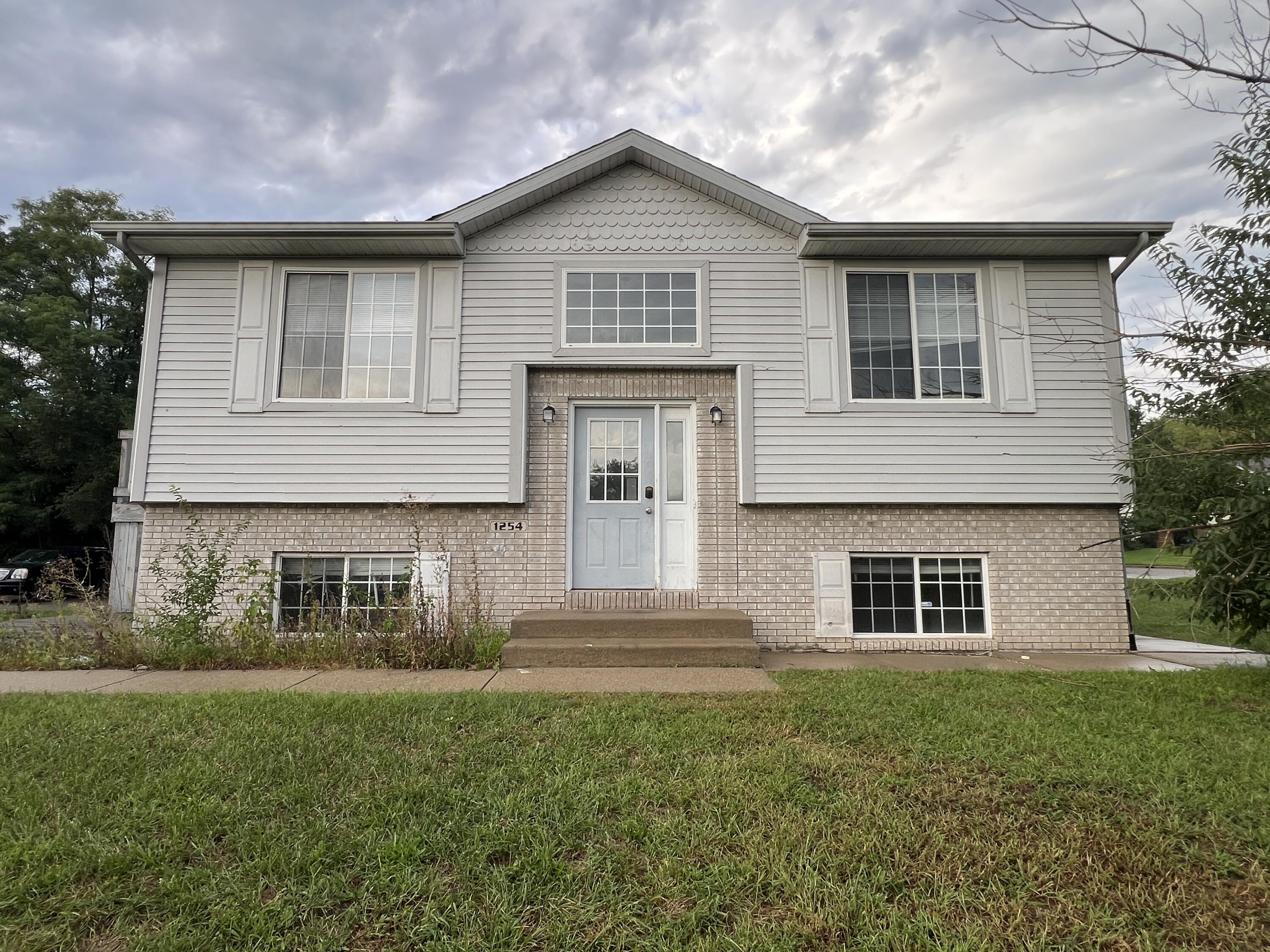 1254 Redpine Way Kalamazoo MI 49006
