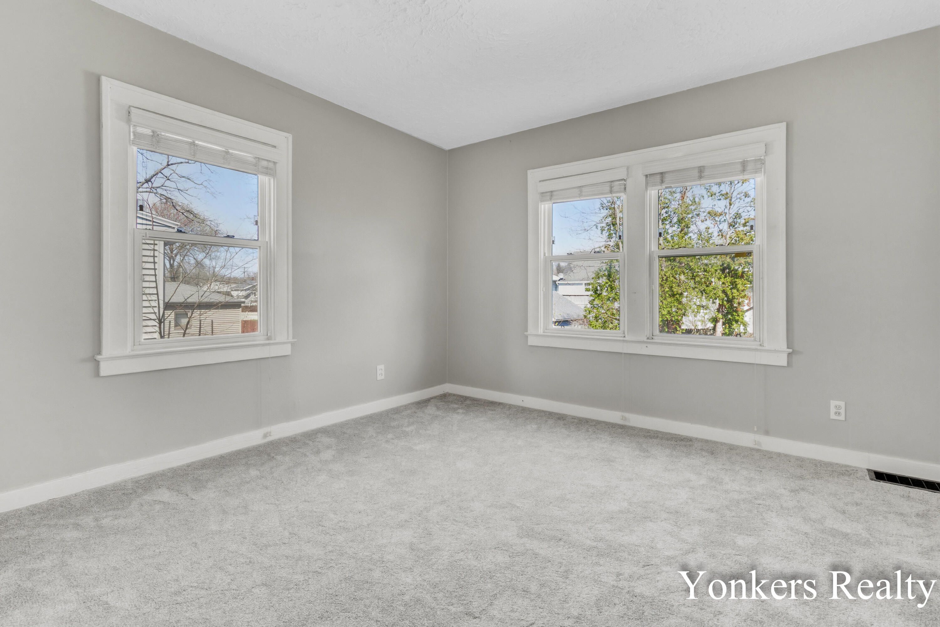 1732 Silver Avenue SE Grand Rapids MI 49507