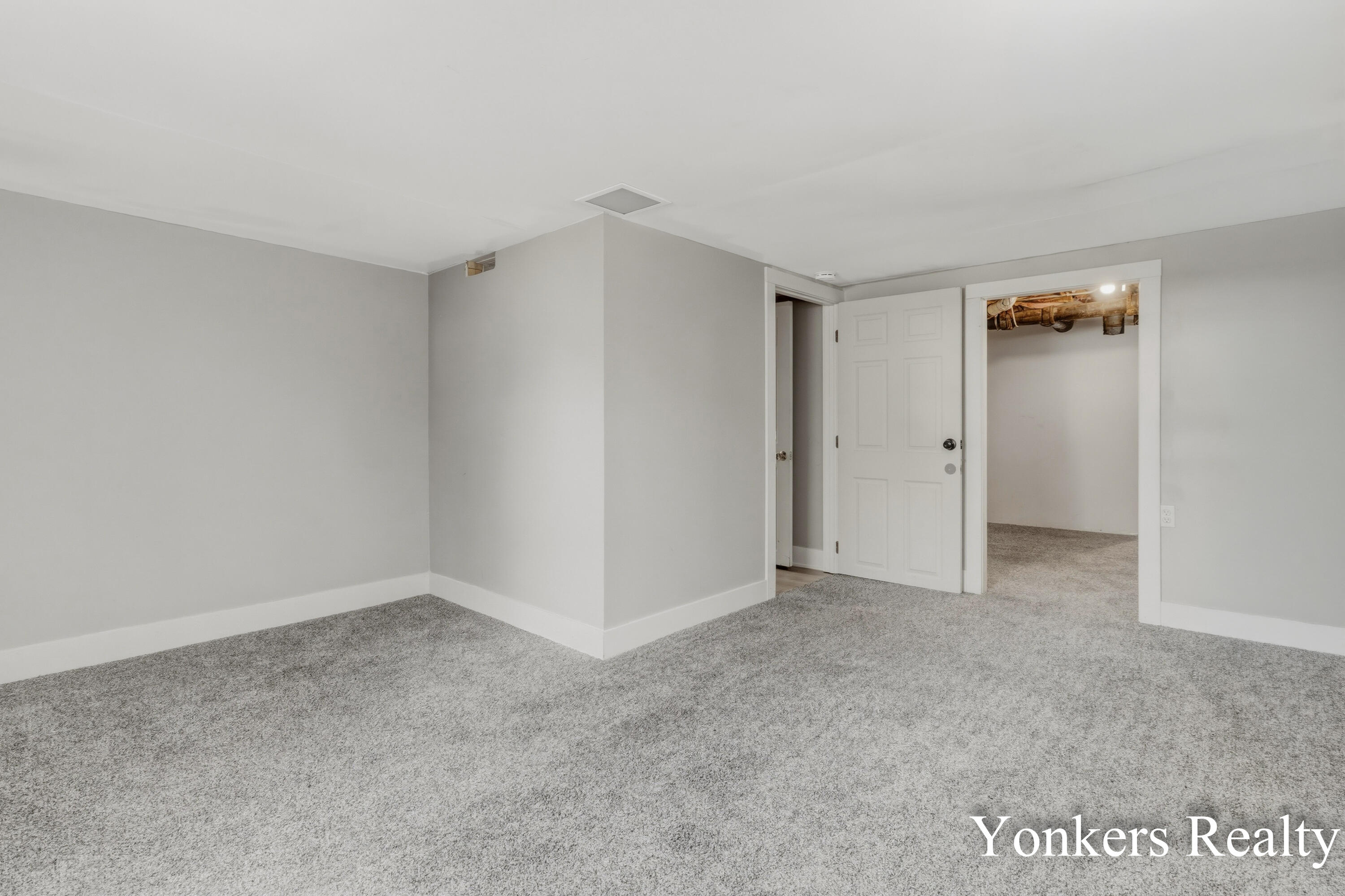 1732 Silver Avenue SE Grand Rapids MI 49507