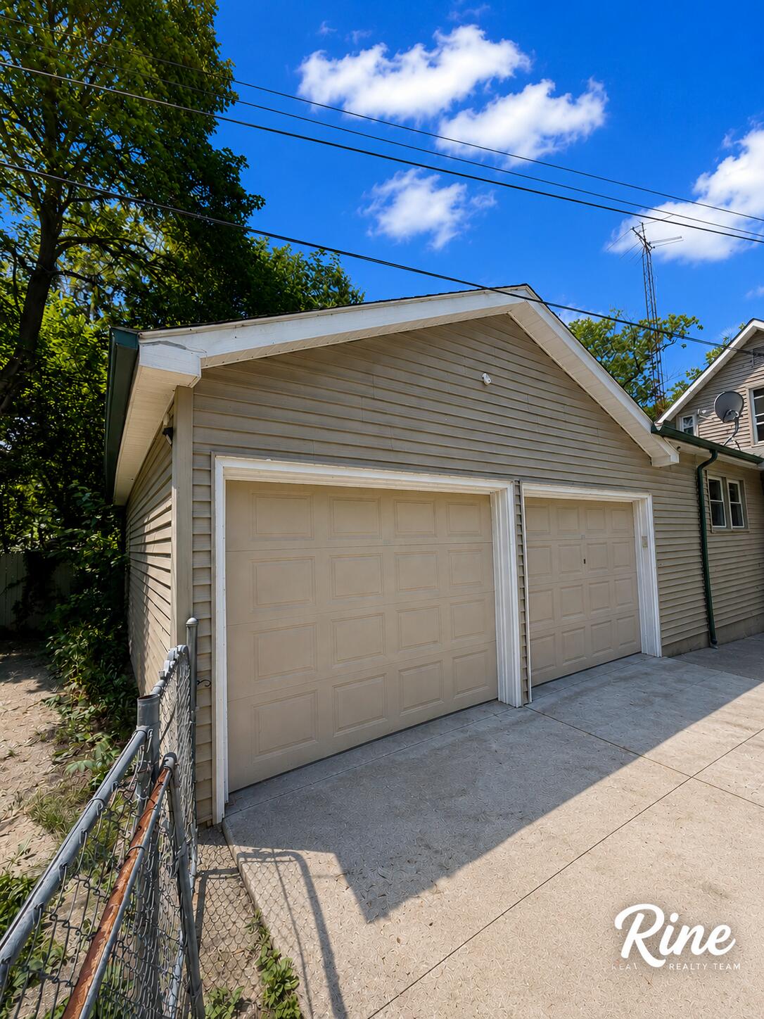 931 Jennings Avenue Benton Harbor MI 49022