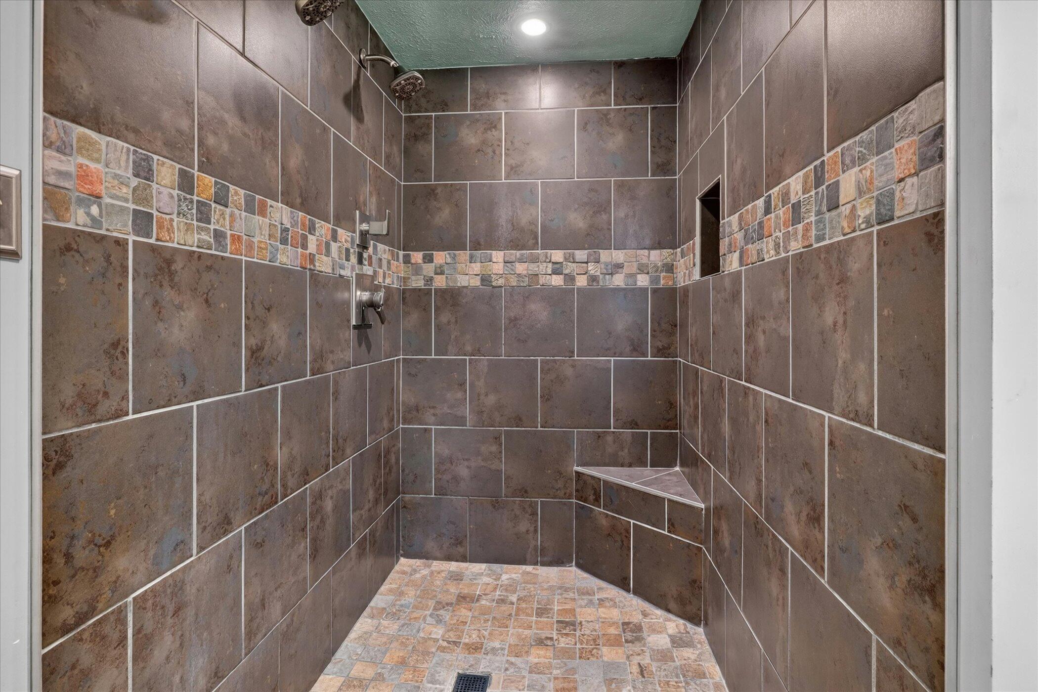 26414 Redfield Street Edwardsburg MI 49112