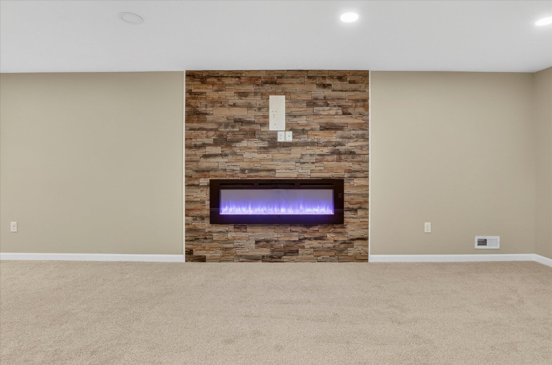 26414 Redfield Street Edwardsburg MI 49112