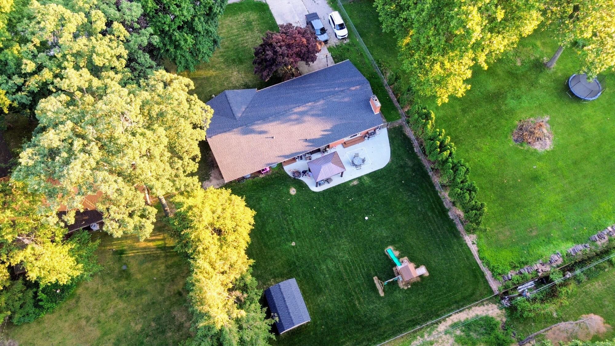 26414 Redfield Street Edwardsburg MI 49112