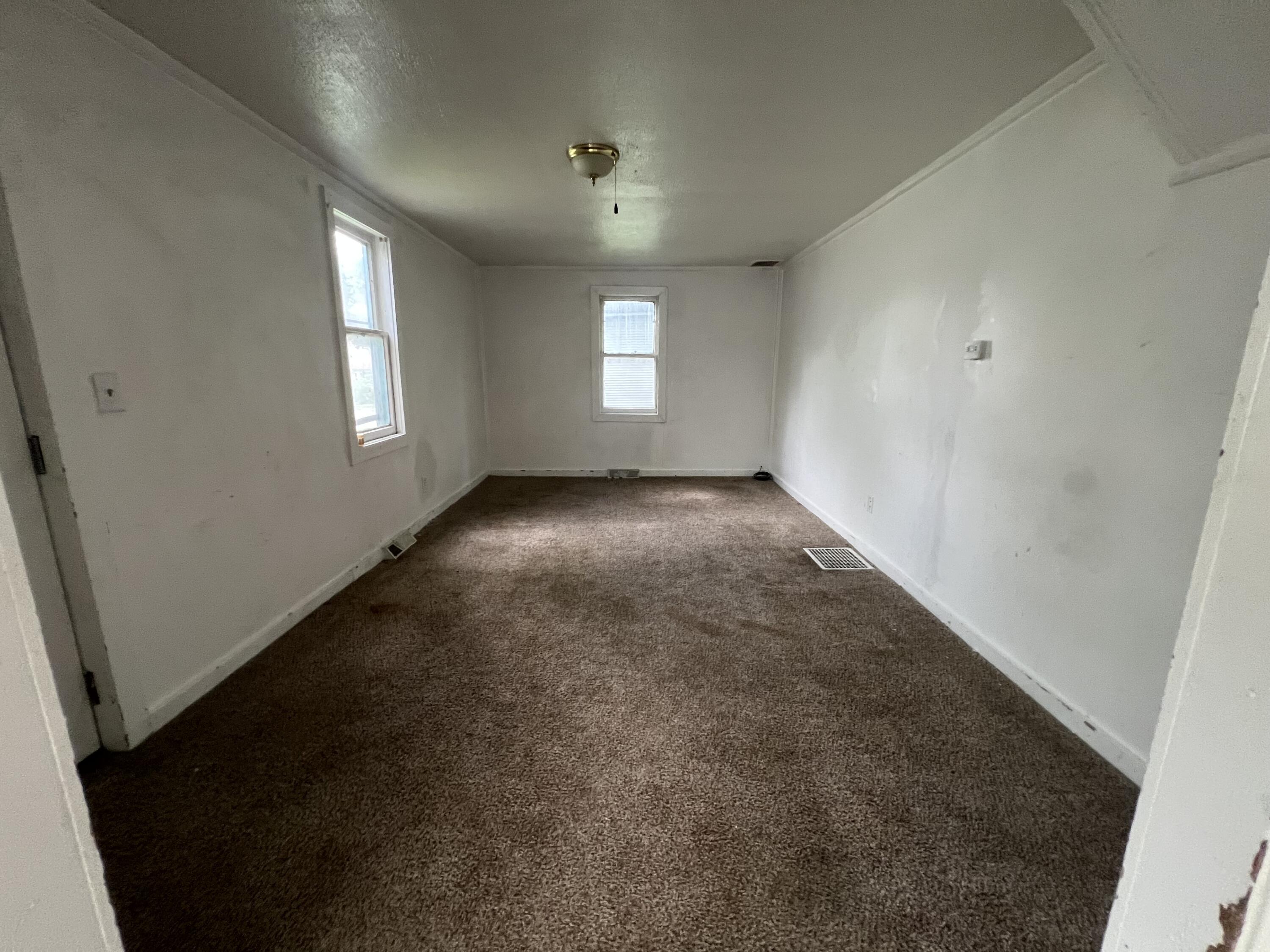 627 S 5th Street Niles MI 49120