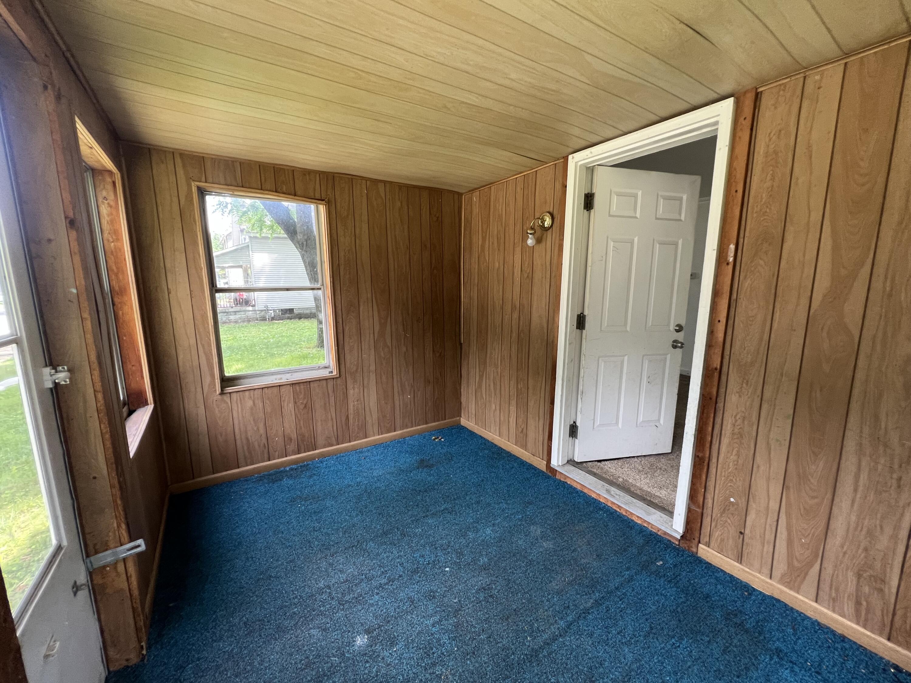 627 S 5th Street Niles MI 49120