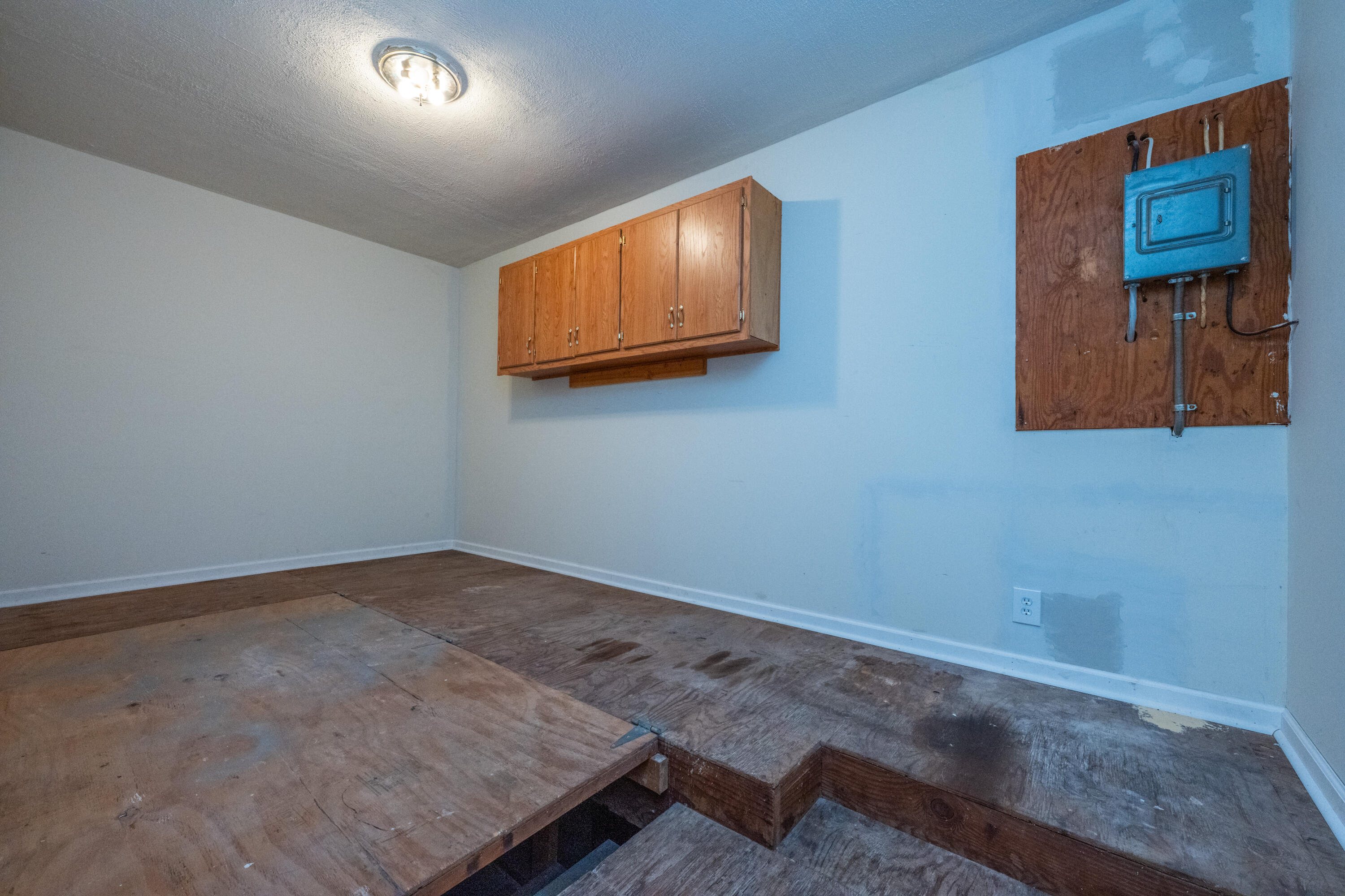 1643 Lyola Court Benton Harbor MI 49022