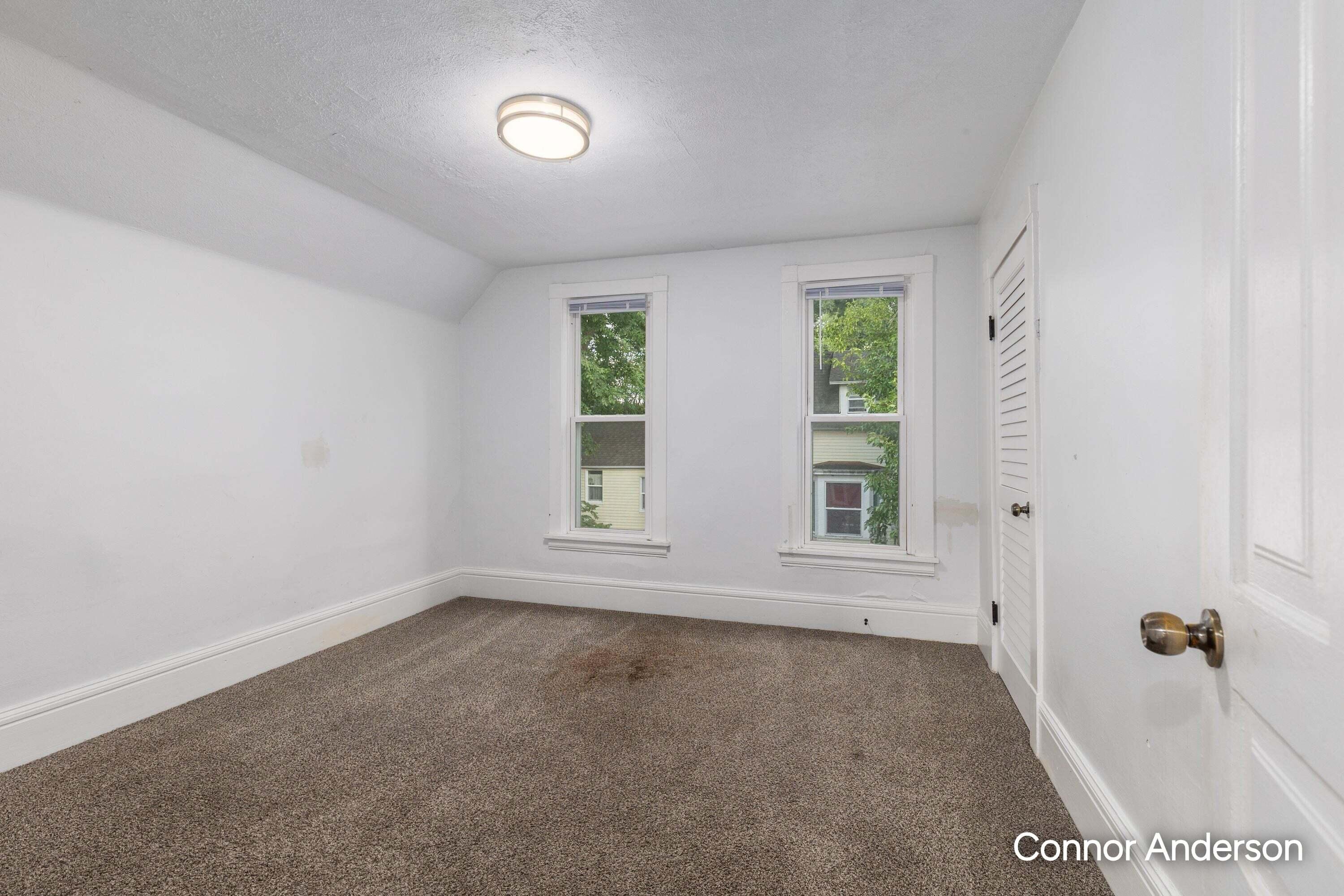 543 Leonard Street NE Grand Rapids MI 49503