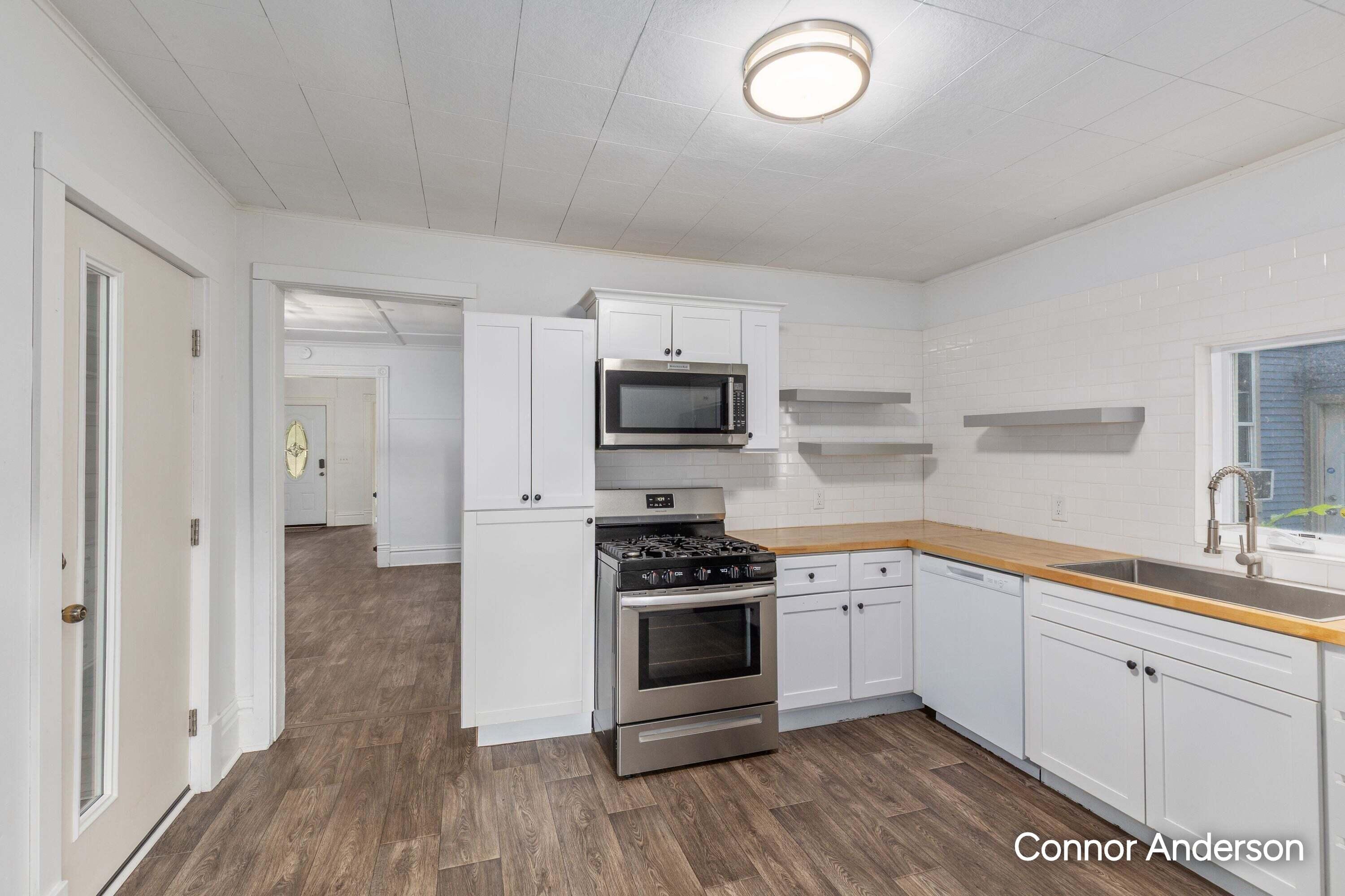 543 Leonard Street NE Grand Rapids MI 49503