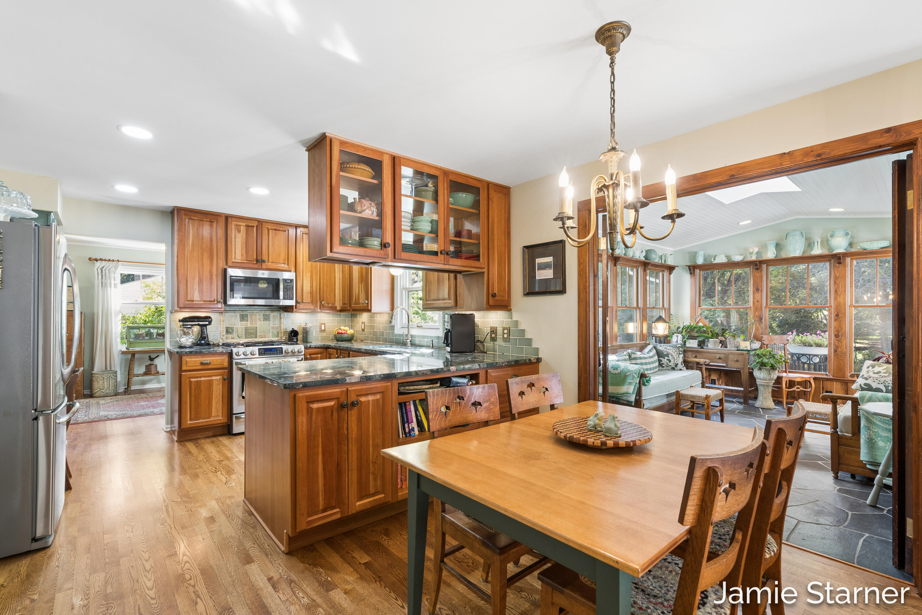 2110 Blueberry Drive NW Grand Rapids MI 49504