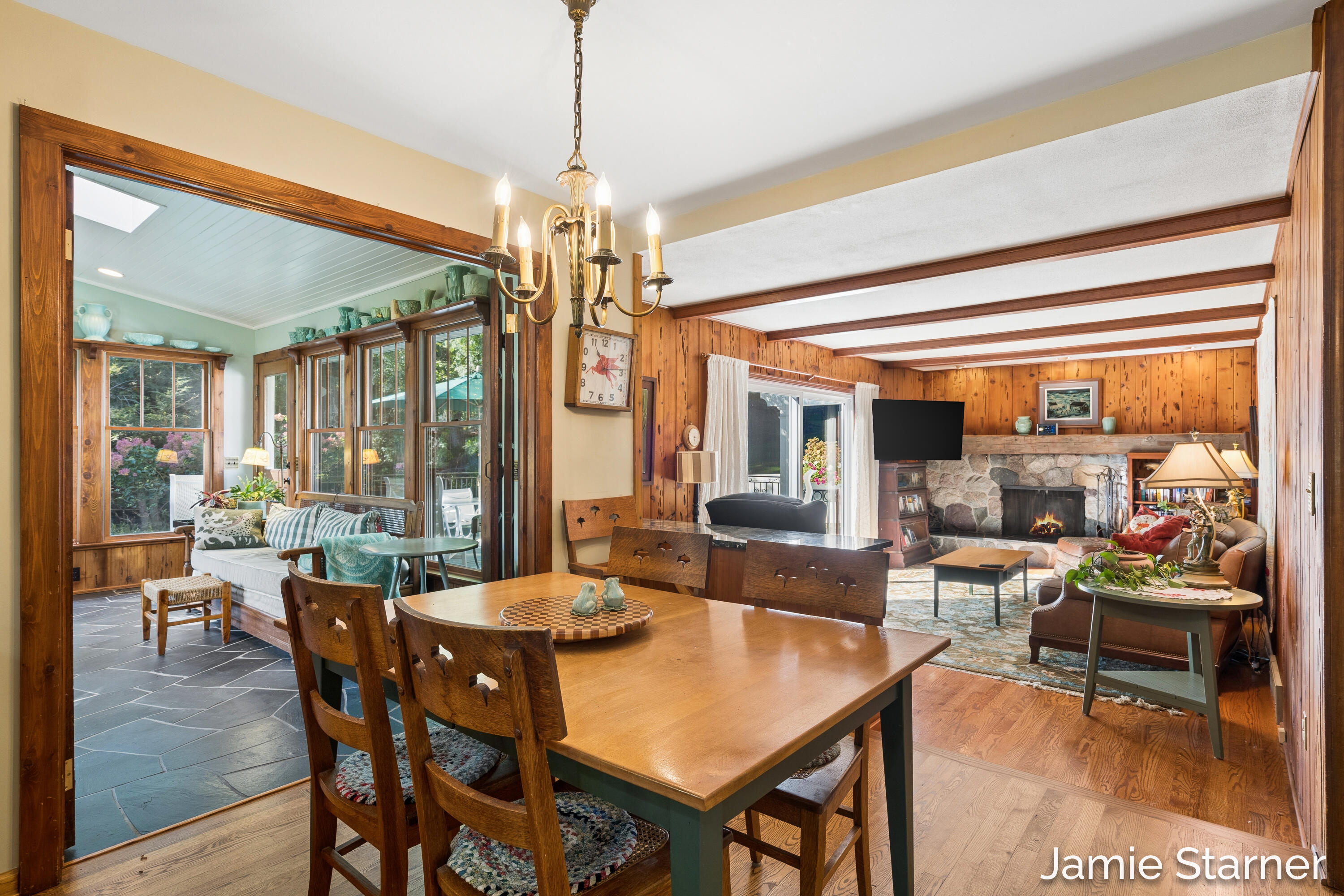 2110 Blueberry Drive NW Grand Rapids MI 49504