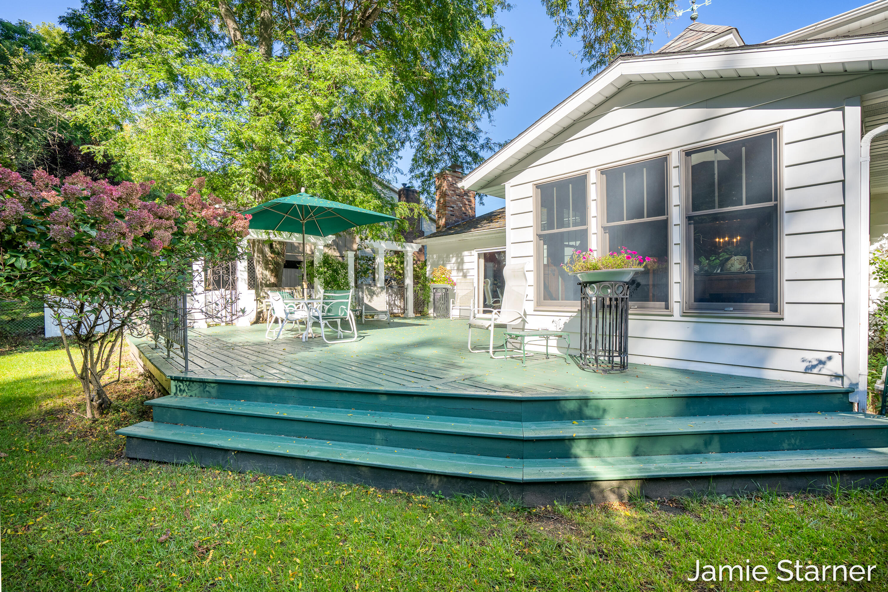 2110 Blueberry Drive NW Grand Rapids MI 49504