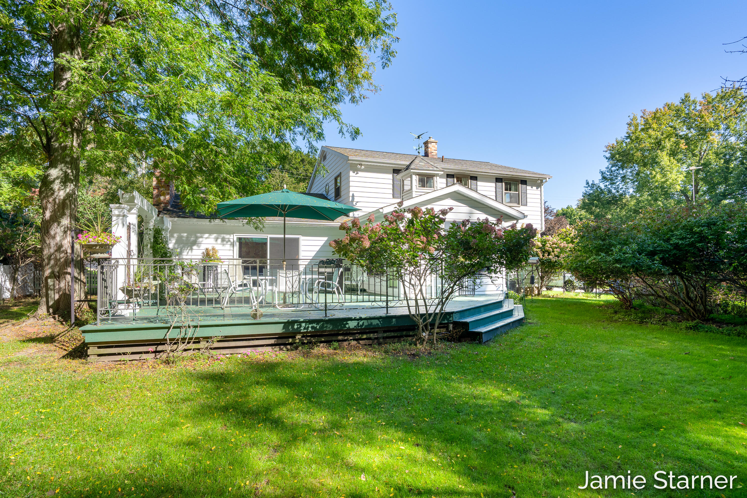 2110 Blueberry Drive NW Grand Rapids MI 49504