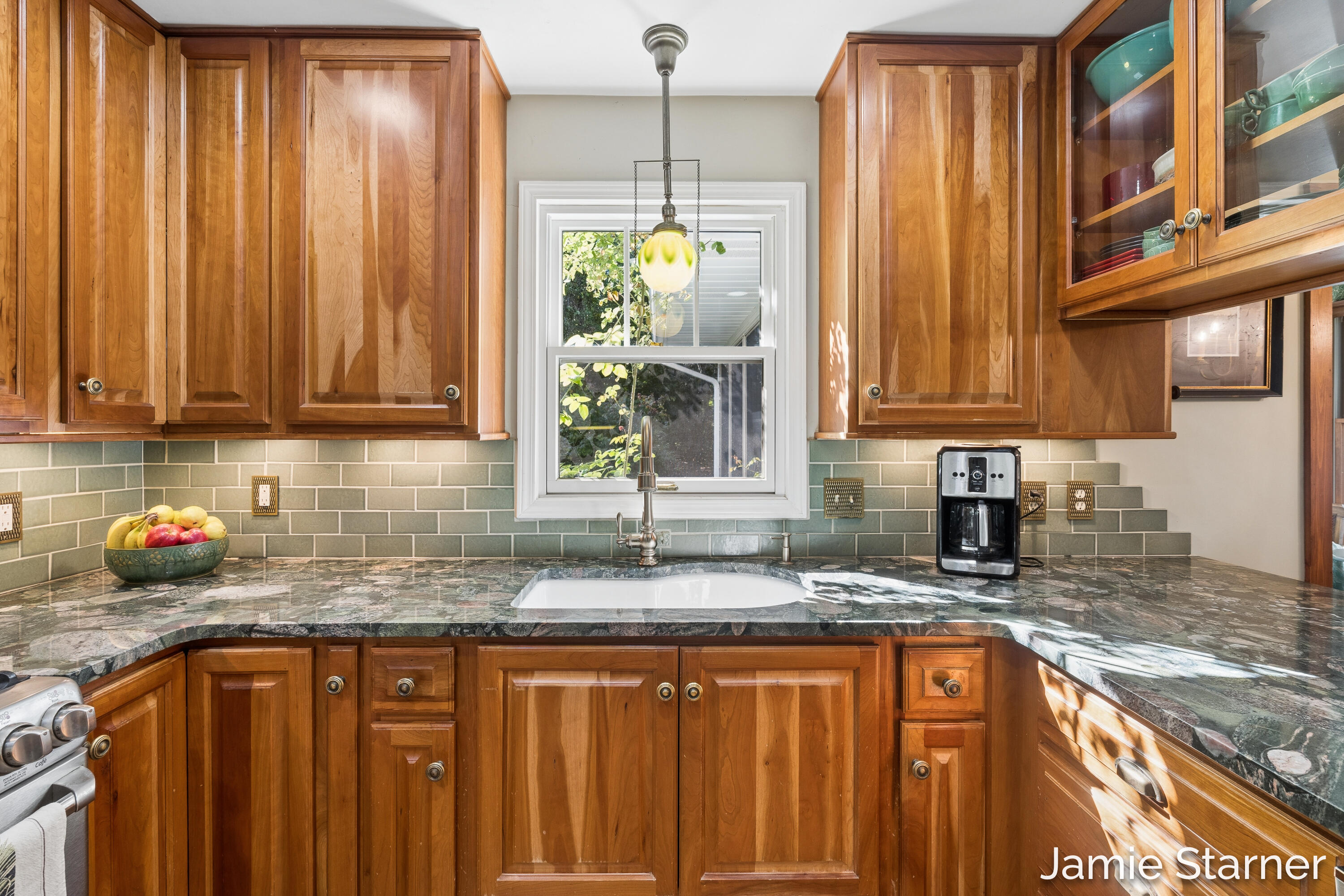 2110 Blueberry Drive NW Grand Rapids MI 49504
