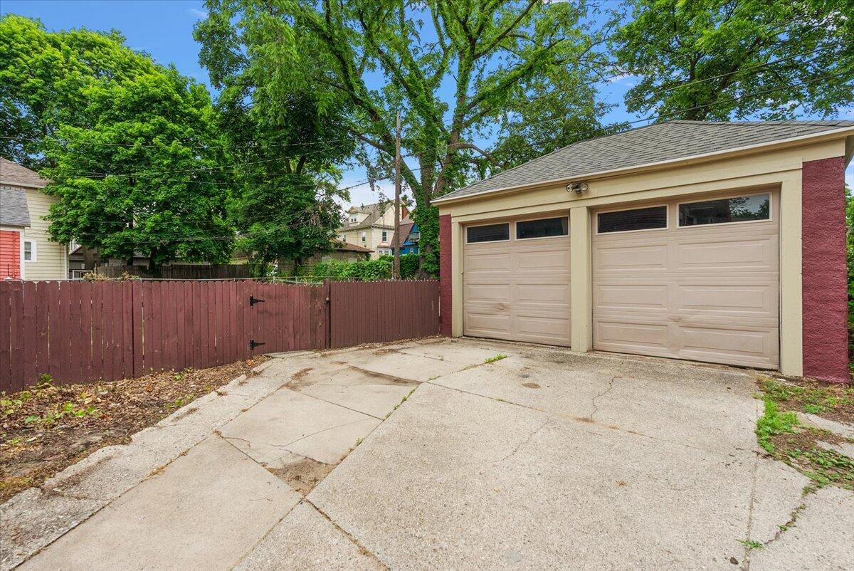 430 Paris Avenue SE Grand Rapids MI 49503