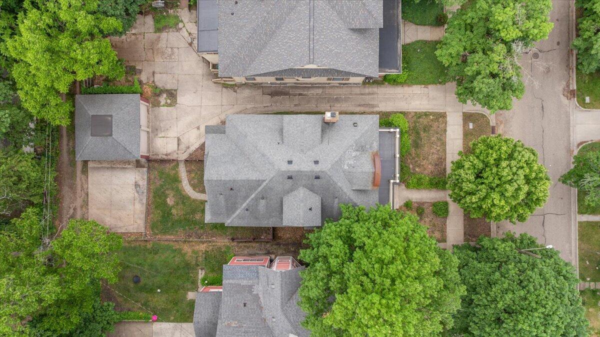 430 Paris Avenue SE Grand Rapids MI 49503