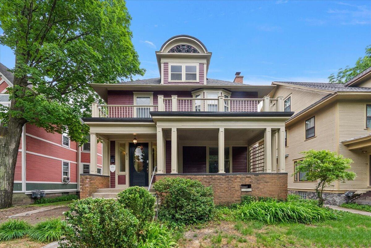 430 Paris Avenue SE Grand Rapids MI 49503