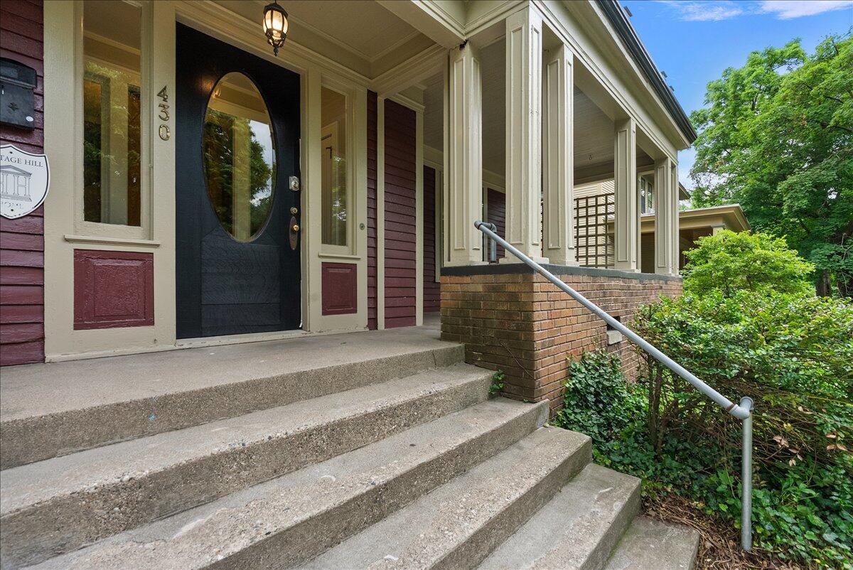 430 Paris Avenue SE Grand Rapids MI 49503