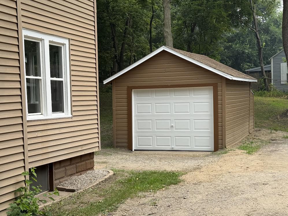 320 Trimble Avenue Kalamazoo MI 49048