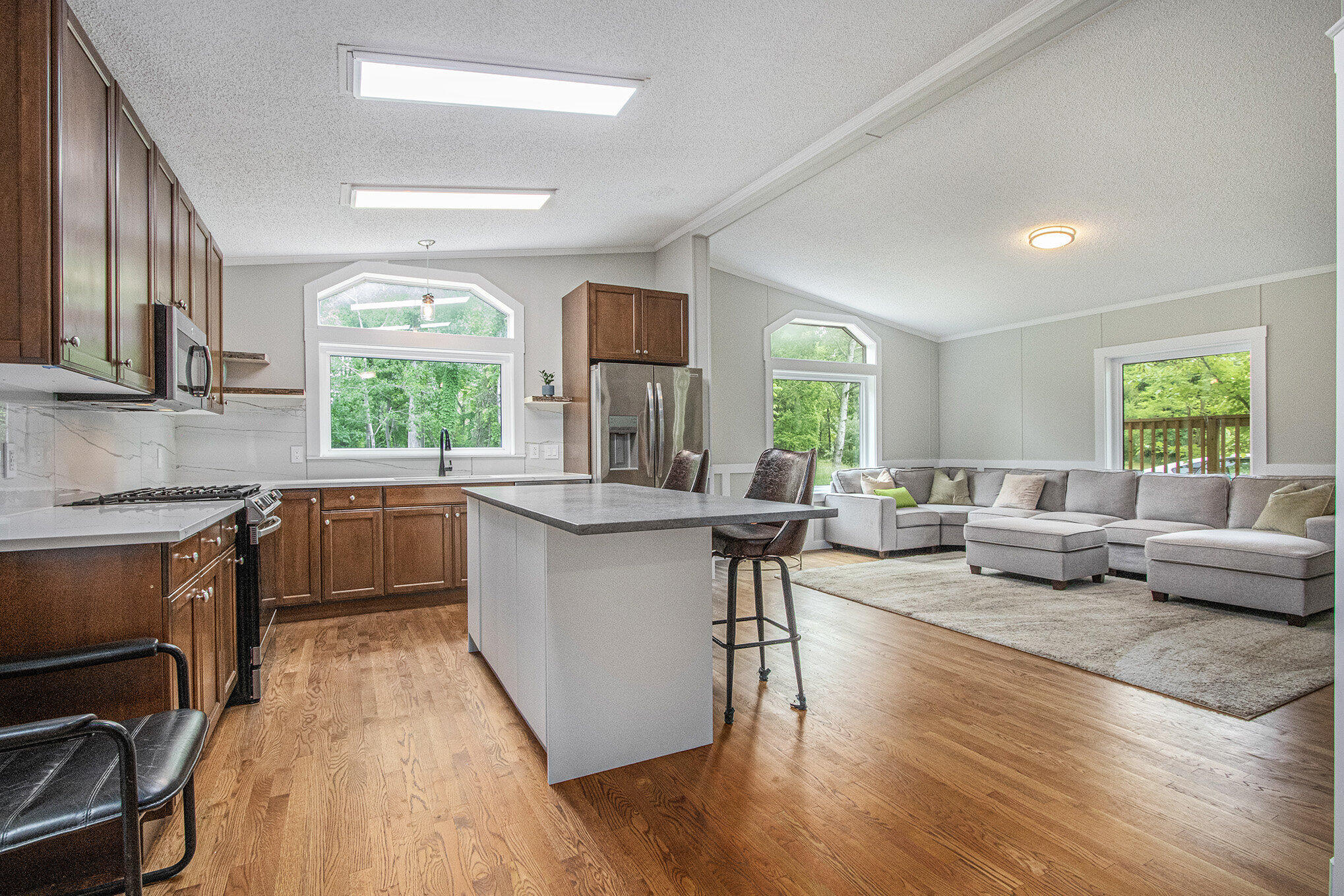 80150 46th Avenue Coloma MI 49038