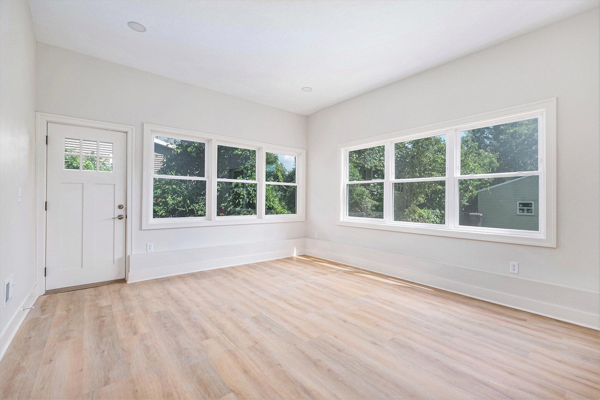 854 First Street NW Grand Rapids MI 49504