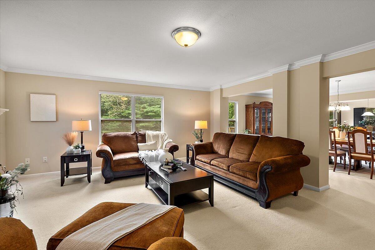9354 Stratford Woods Trail Kalamazoo MI 49009